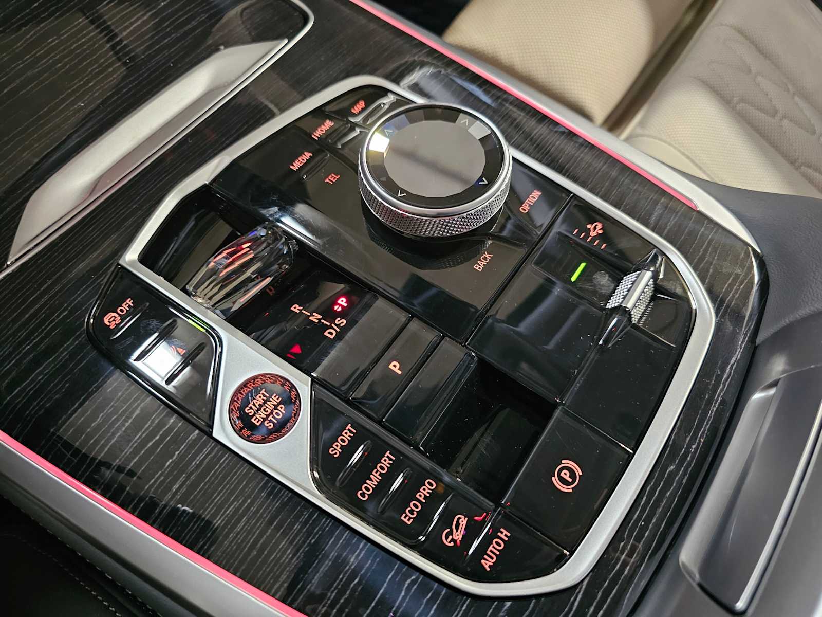 Thumbnail: 2023 BMW X7 - 21