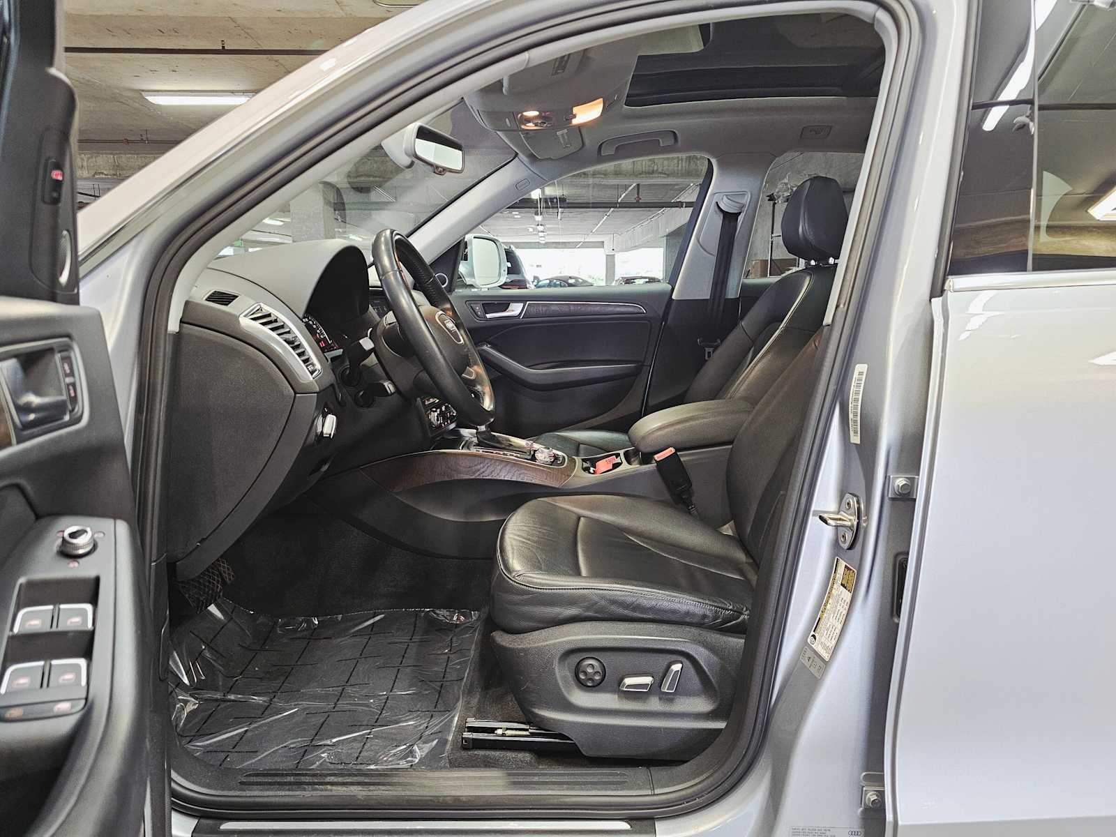 Thumbnail: 2016 Audi Q5 - 23