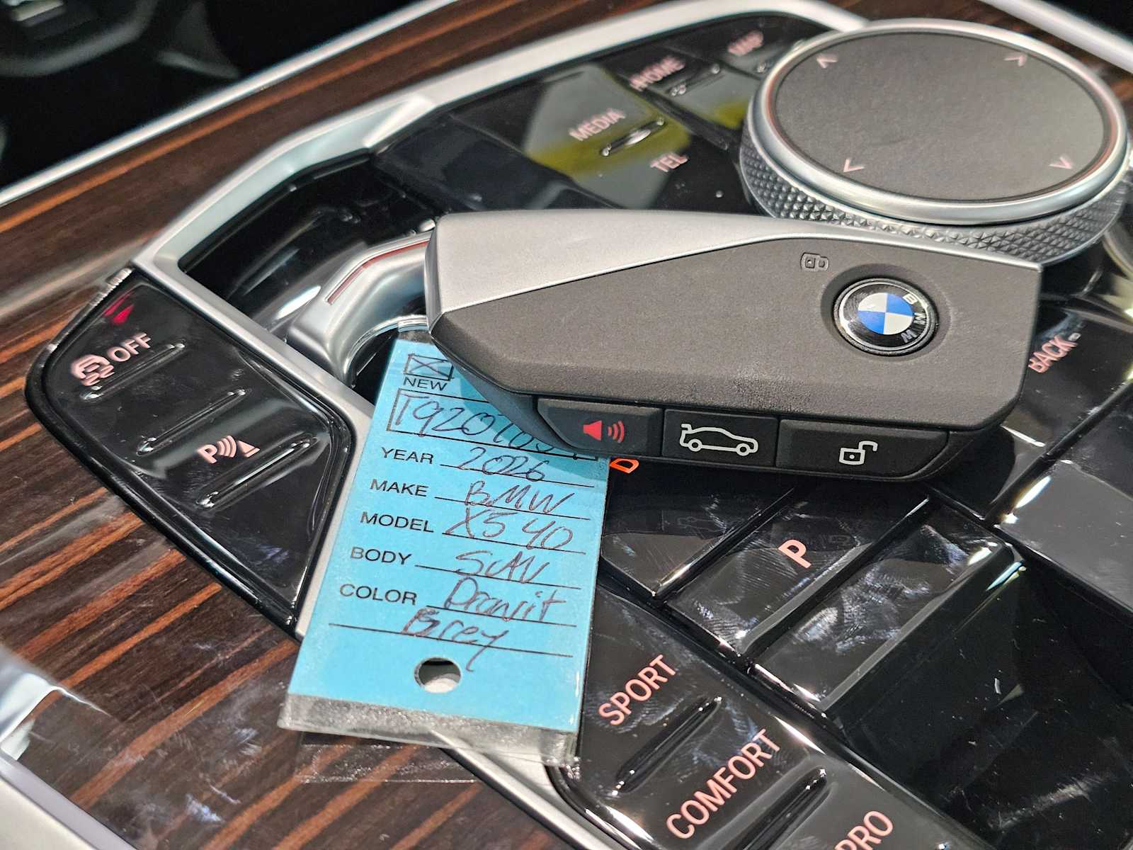 Thumbnail: 2026 BMW X5 - 30