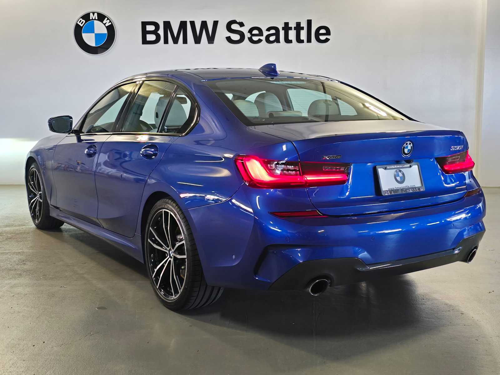 Thumbnail: 2019 BMW 3 Series - 4