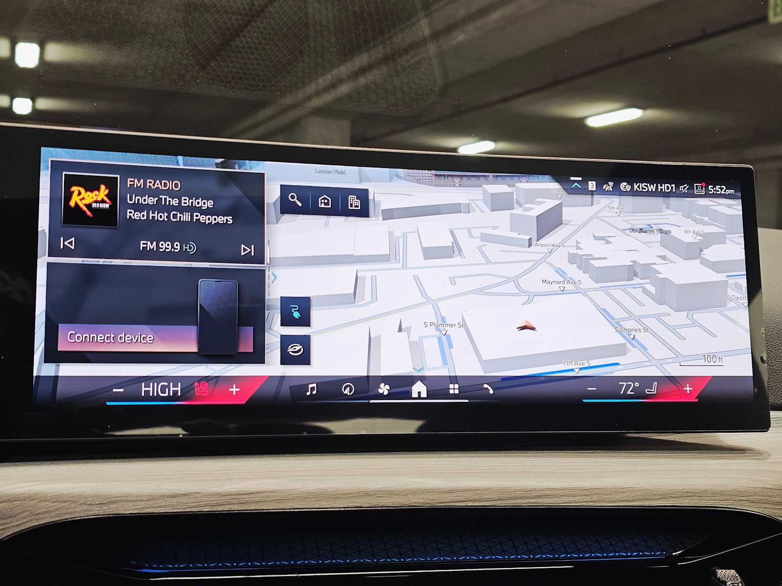 Thumbnail: 2025 BMW i4 - 14