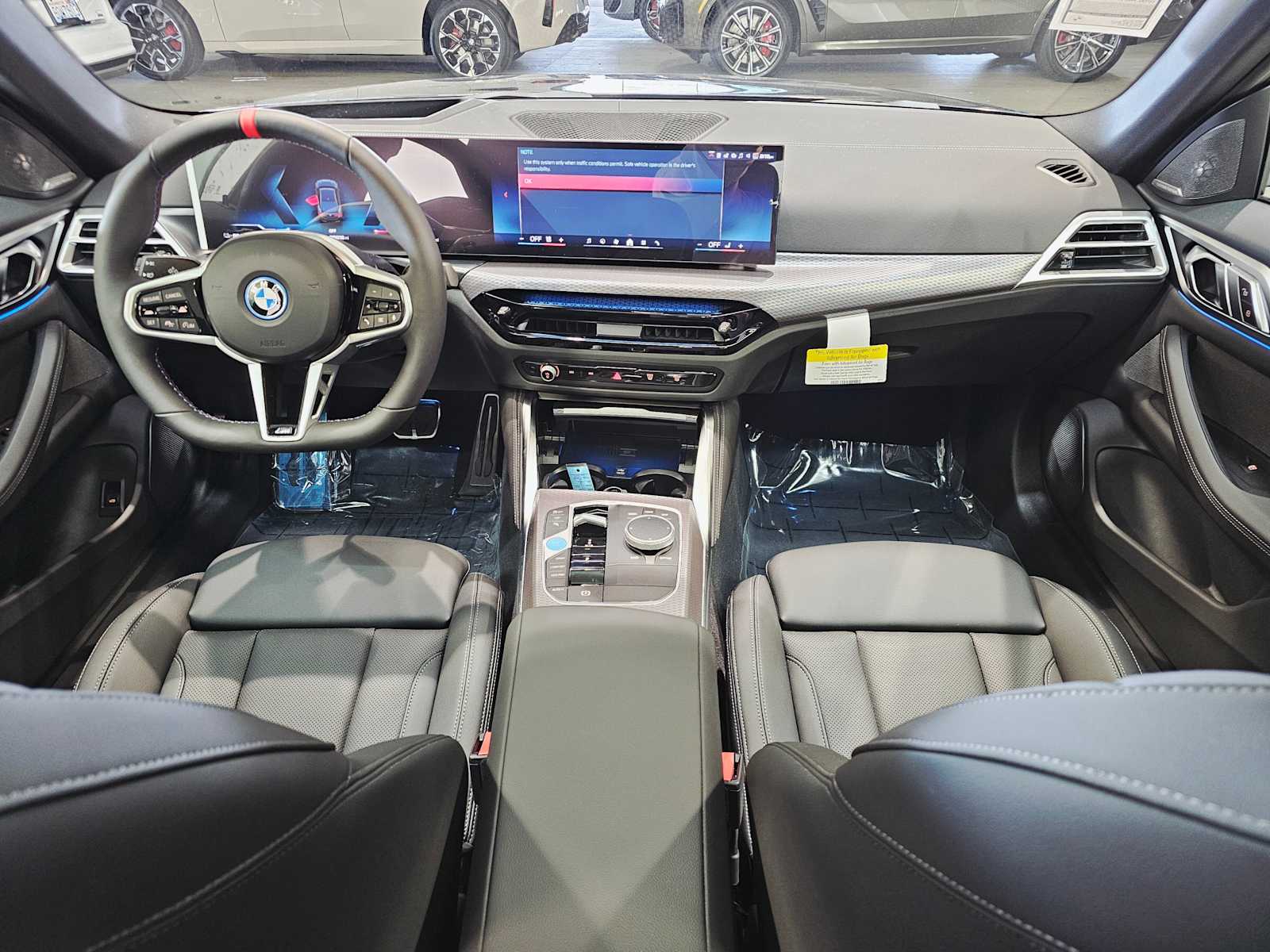 Thumbnail: 2025 BMW i4 - 10