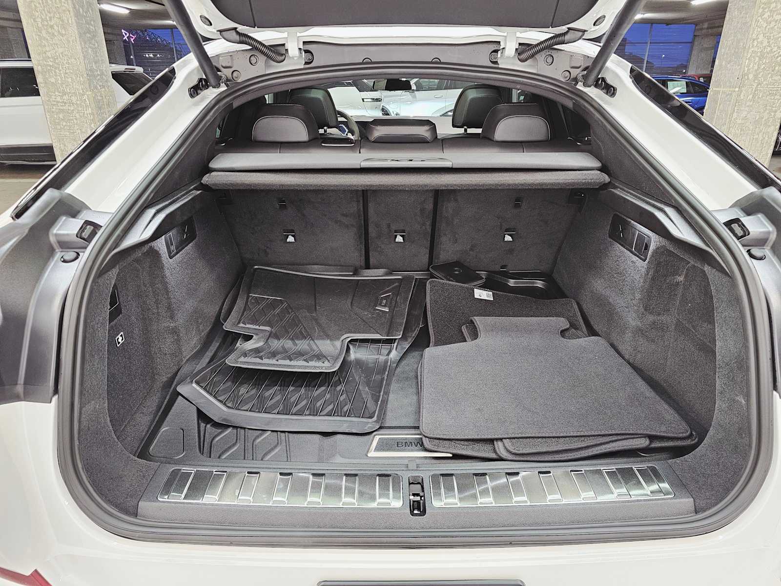 Thumbnail: 2026 BMW X6 - 28