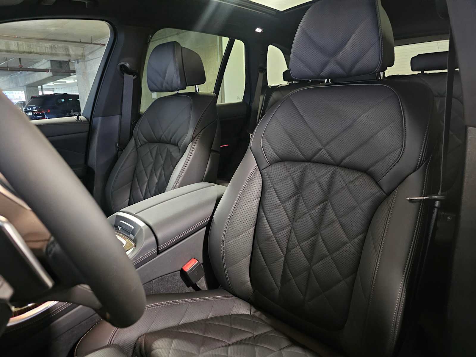 Thumbnail: 2026 BMW X5 - 34