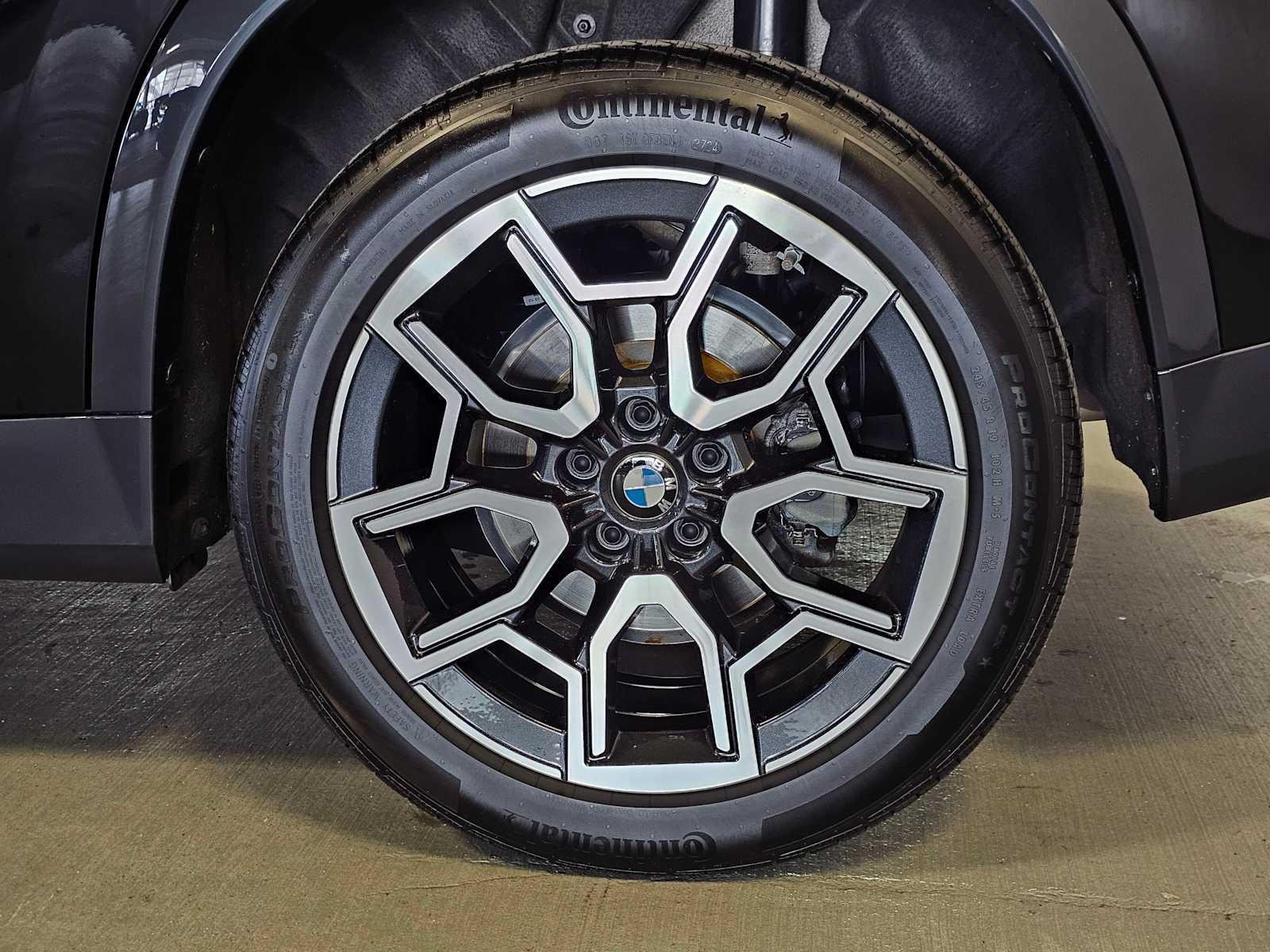 Thumbnail: 2025 BMW X1 - 8