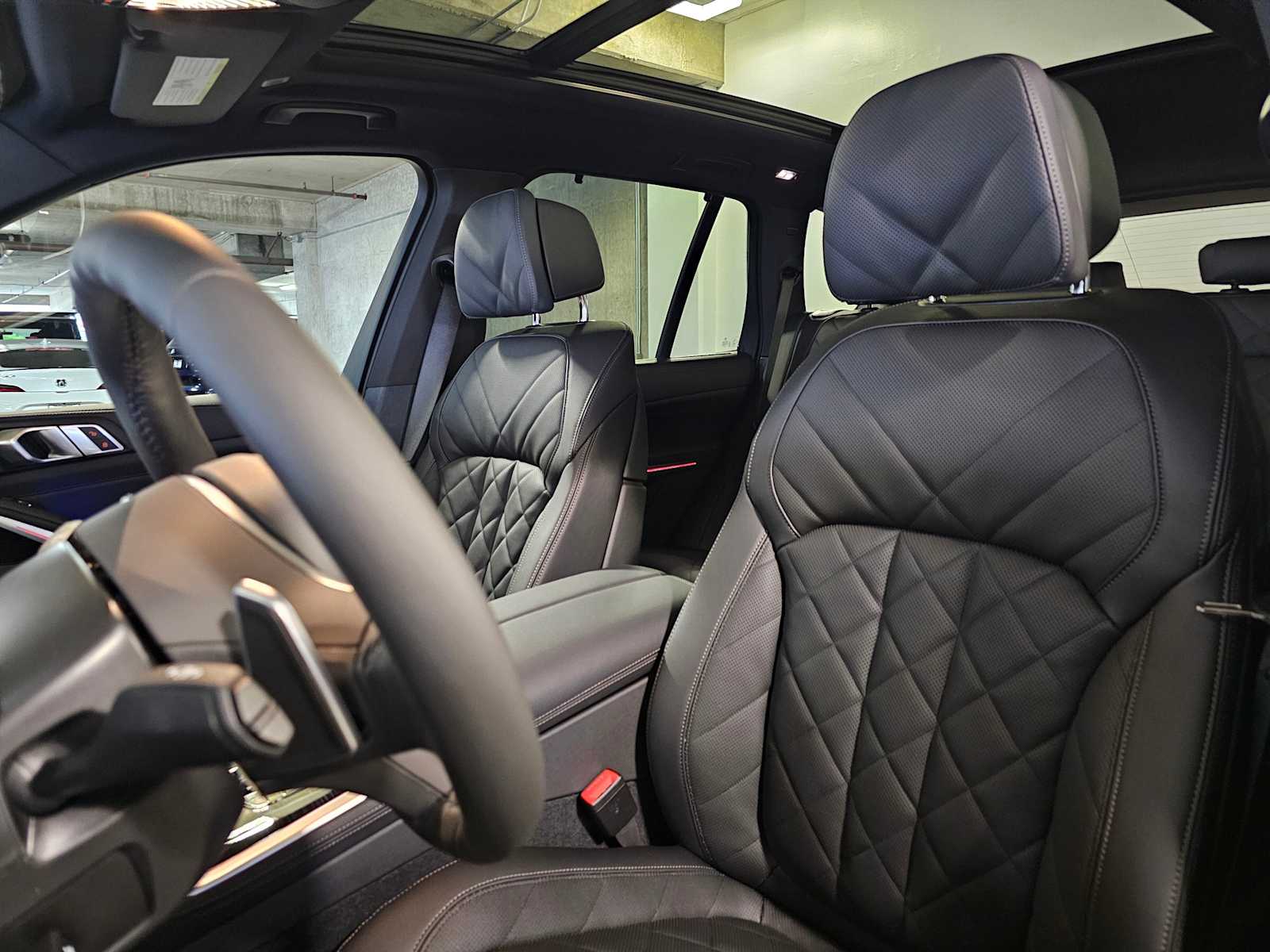 Thumbnail: 2026 BMW X5 - 25