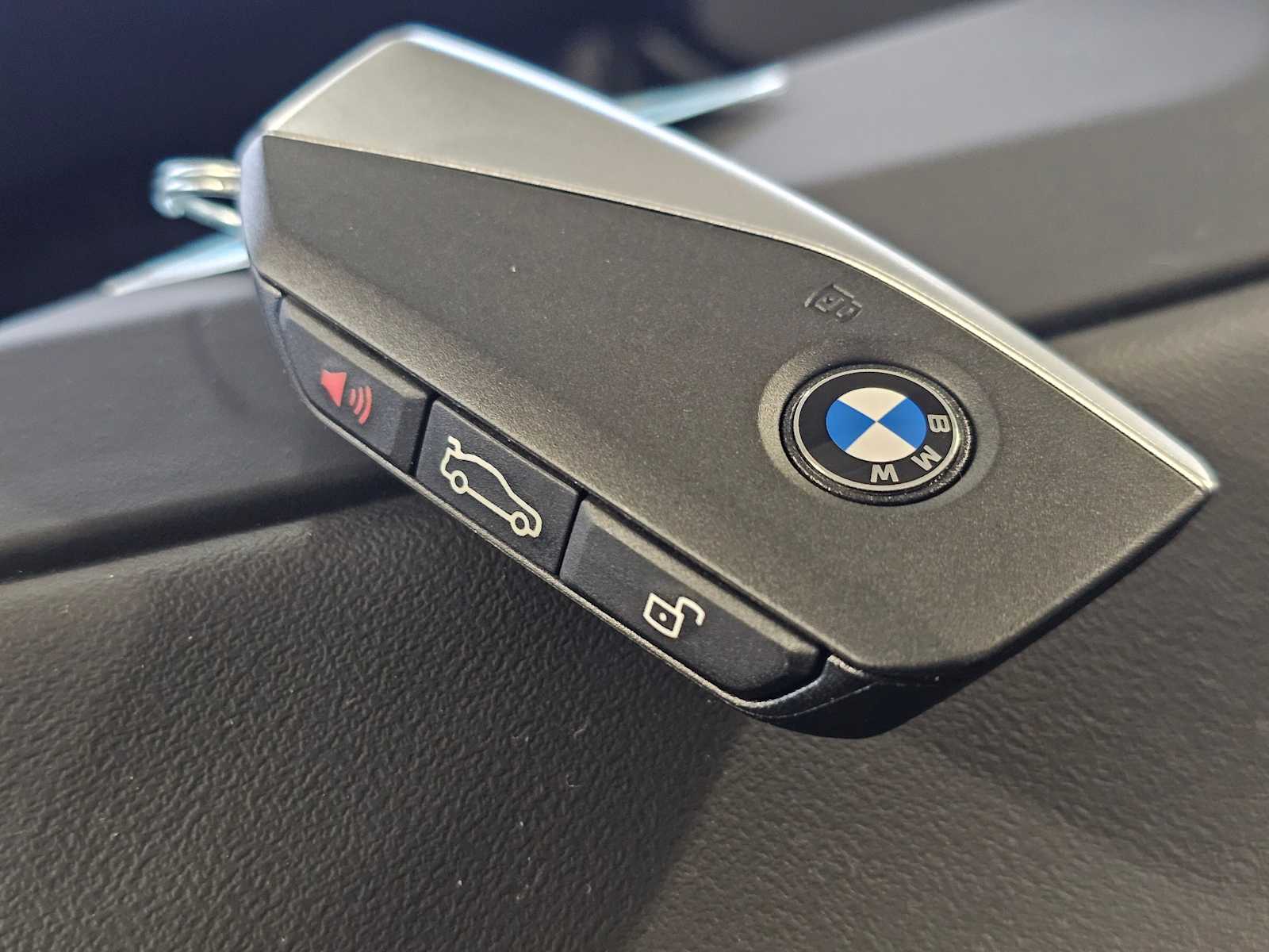 Thumbnail: 2026 BMW X5 - 42
