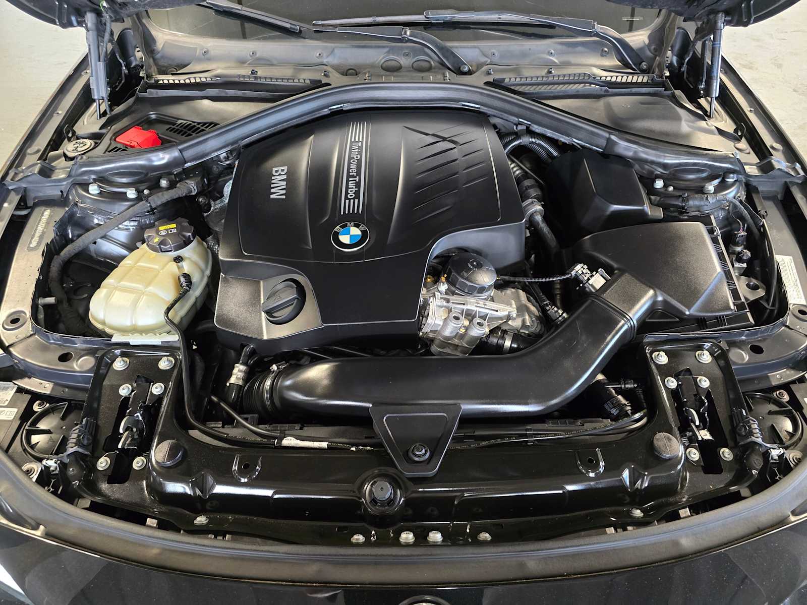 Thumbnail: 2016 BMW 4 Series - 9