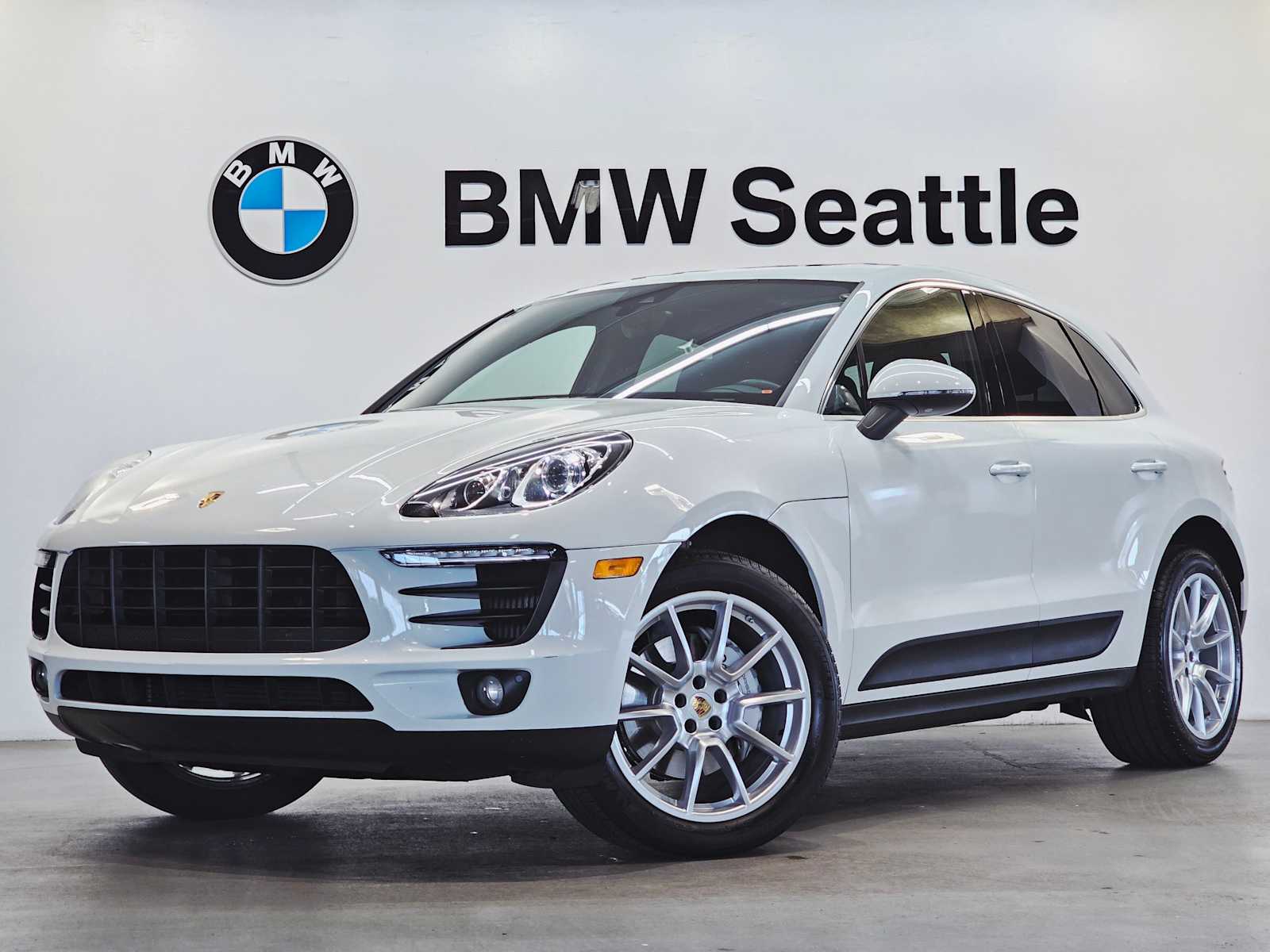 2017 Porsche Macan S -
                  Seattle, WA