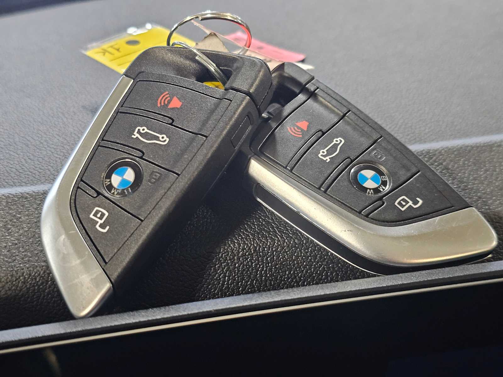 Thumbnail: 2023 BMW i4 - 44
