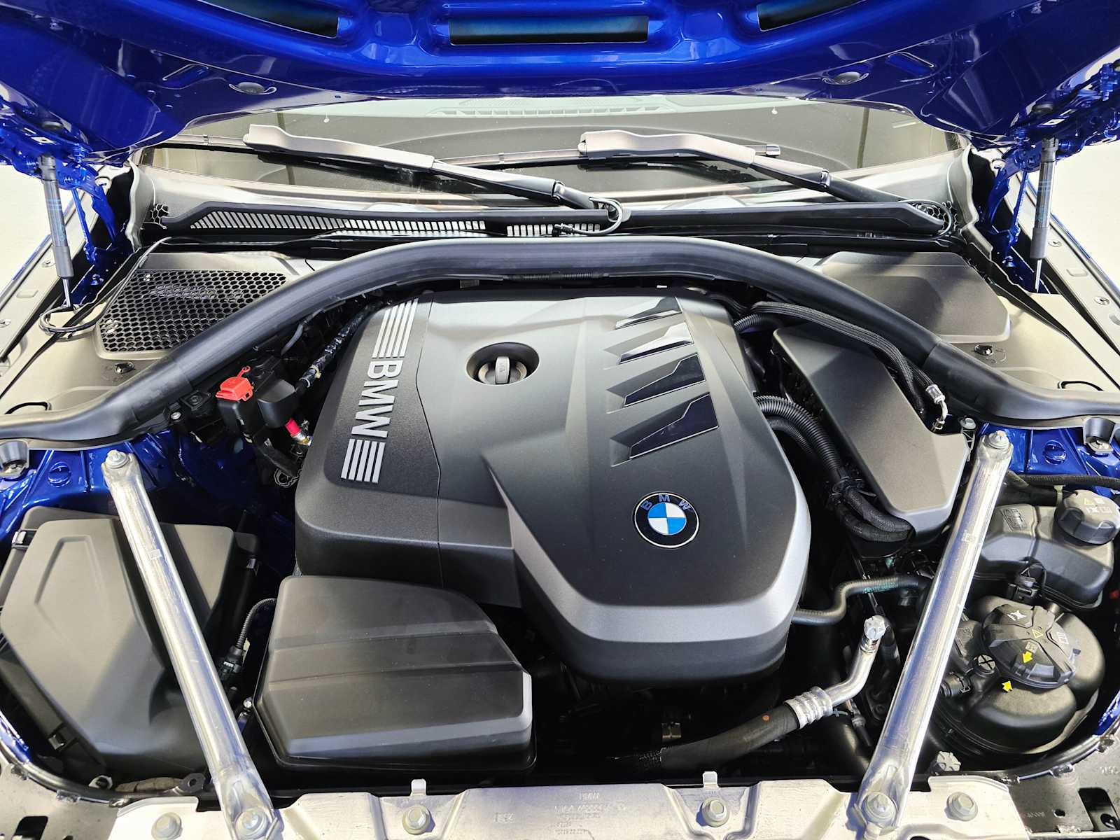 Thumbnail: 2026 BMW 4 Series - 10