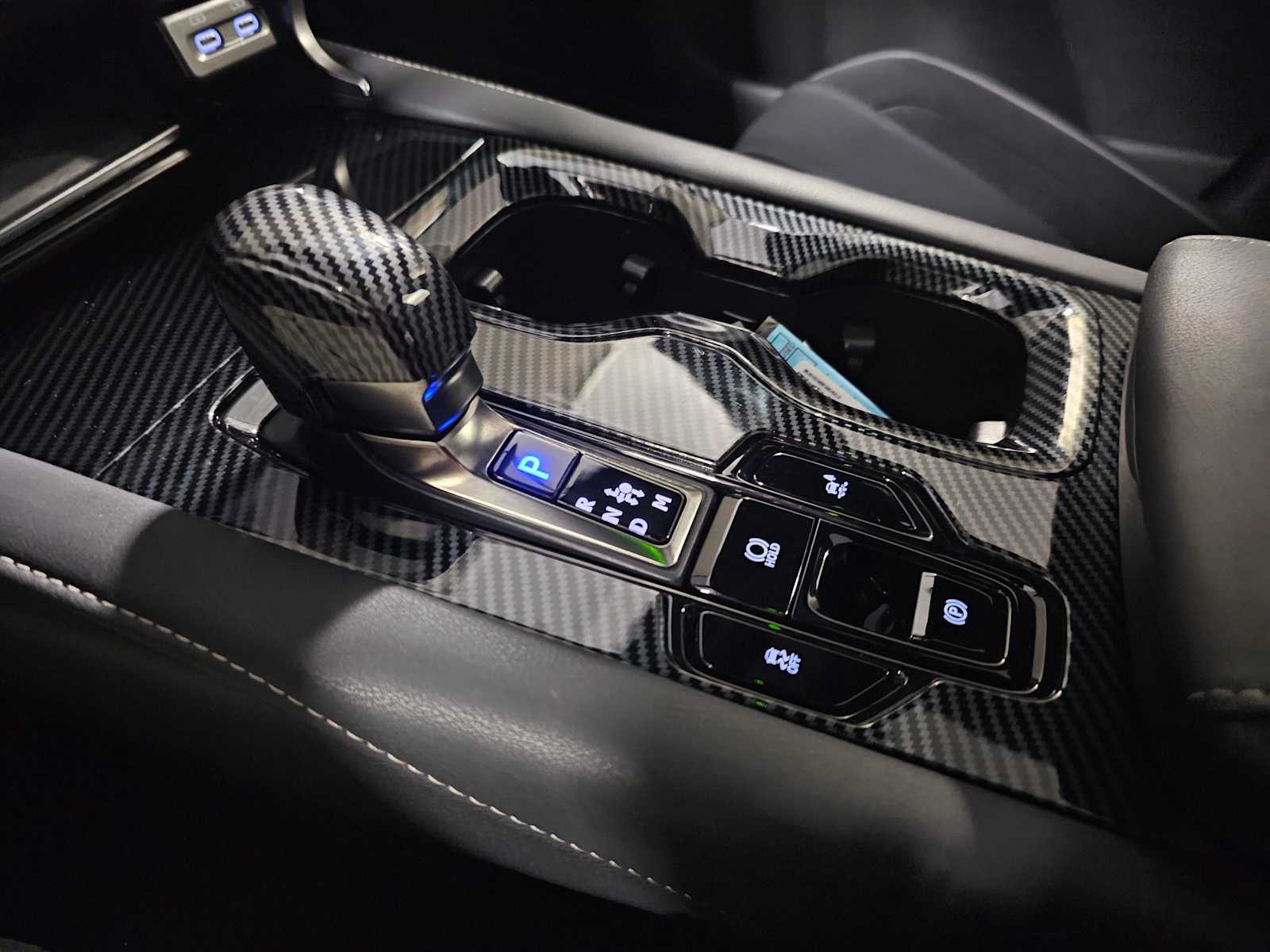 Thumbnail: 2024 Lexus RX - 23