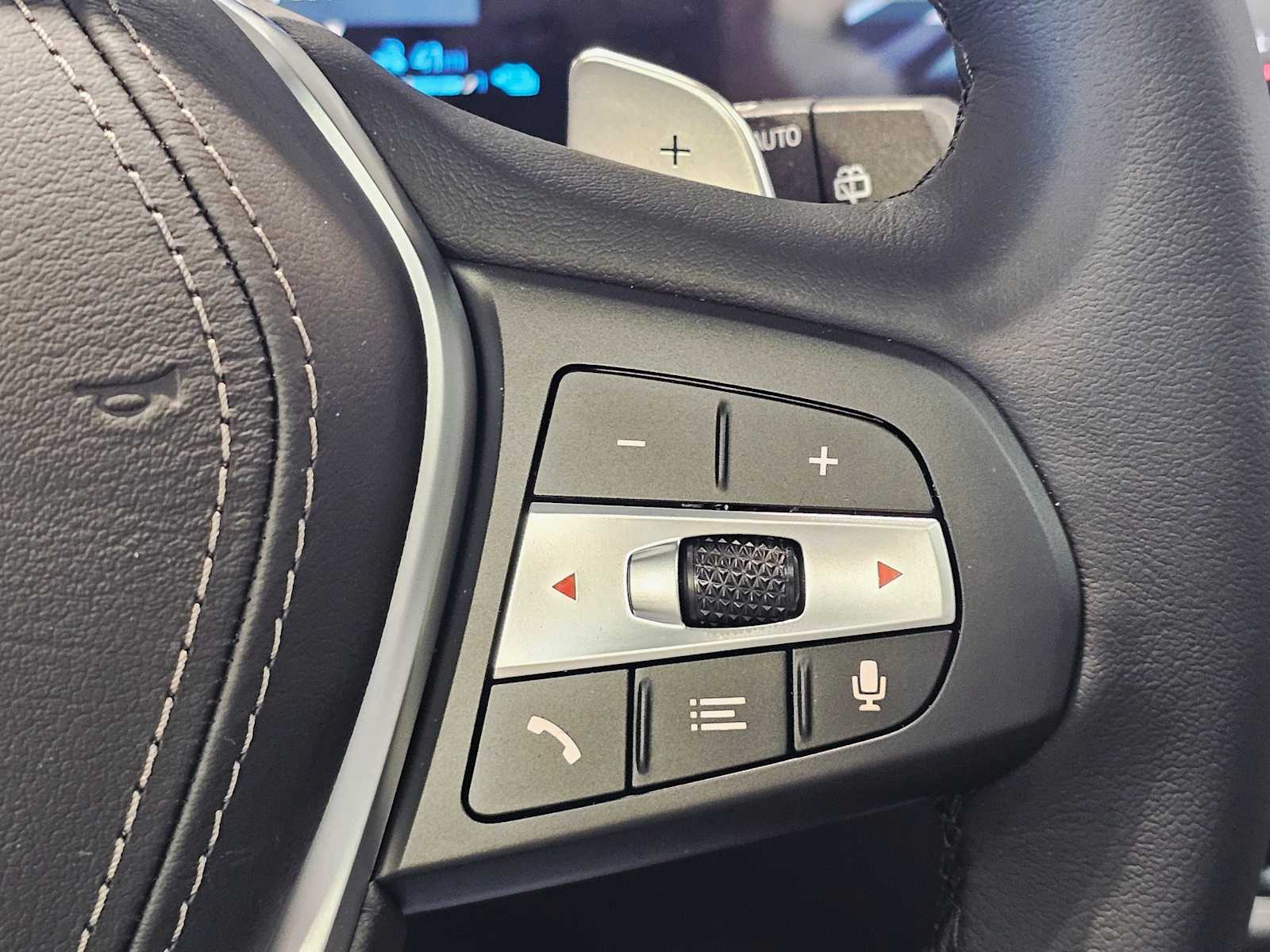 Thumbnail: 2026 BMW X5 - 12