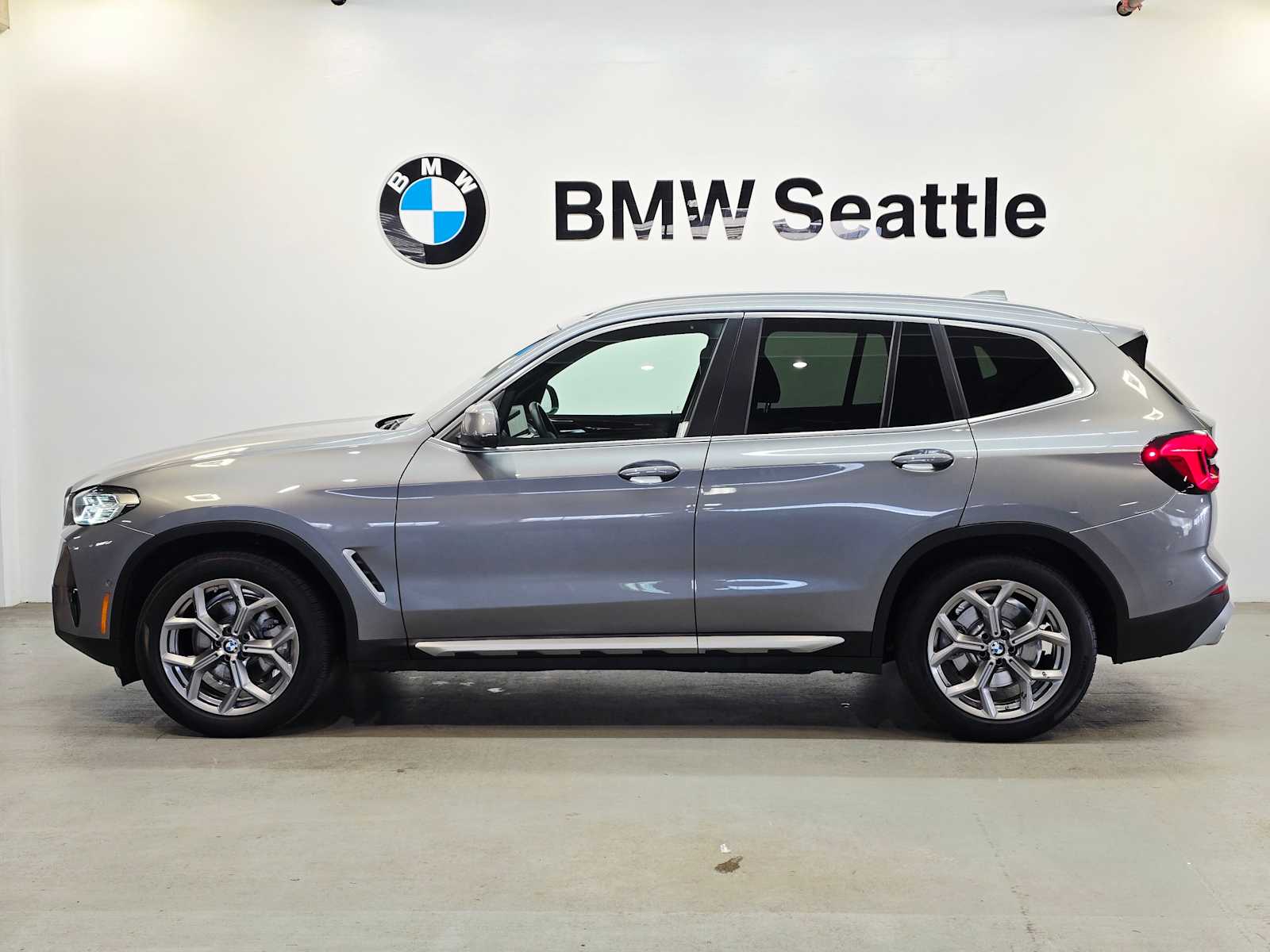 Thumbnail: 2024 BMW X3 - 3
