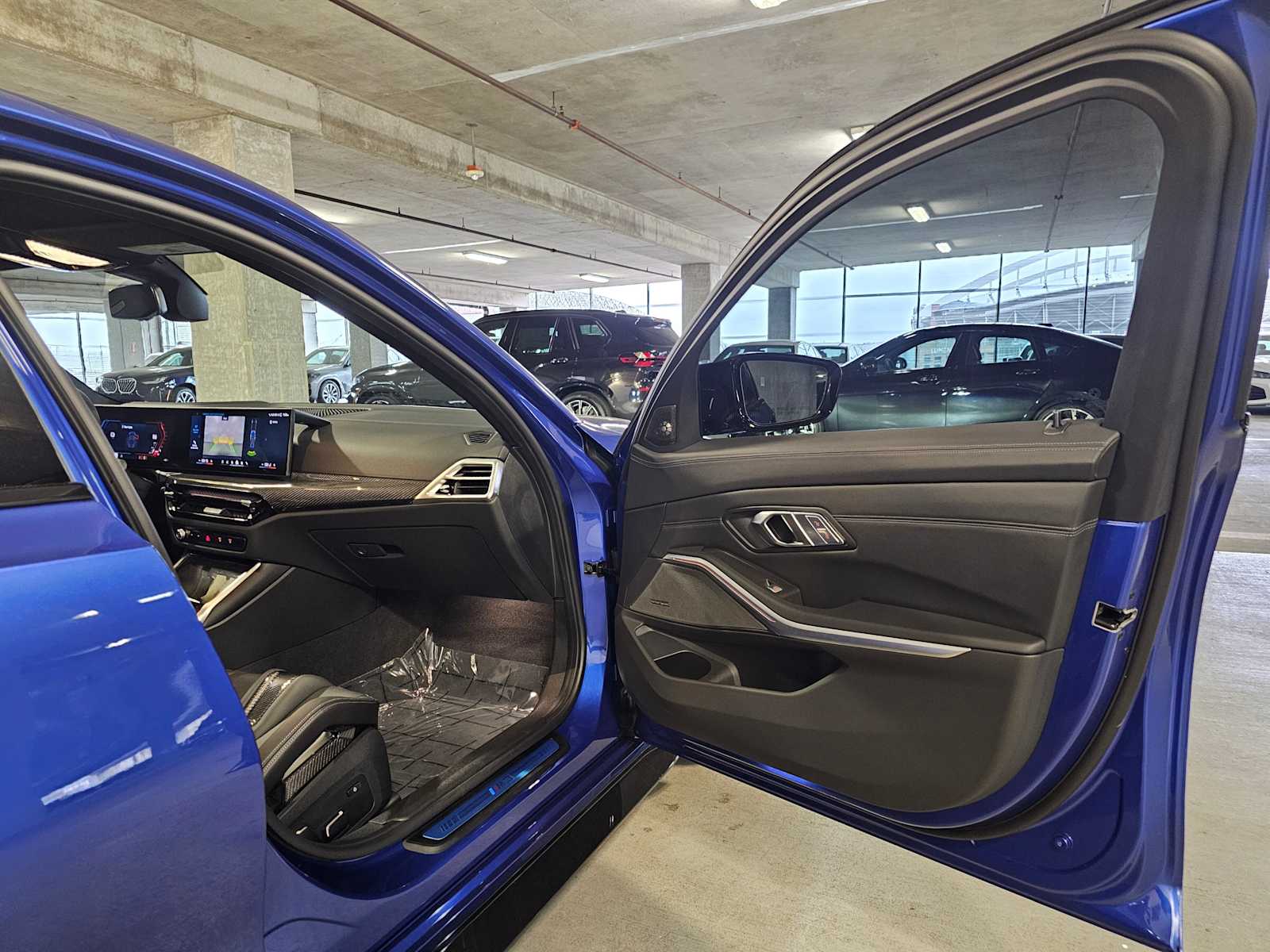 Thumbnail: 2025 BMW M3 - 39