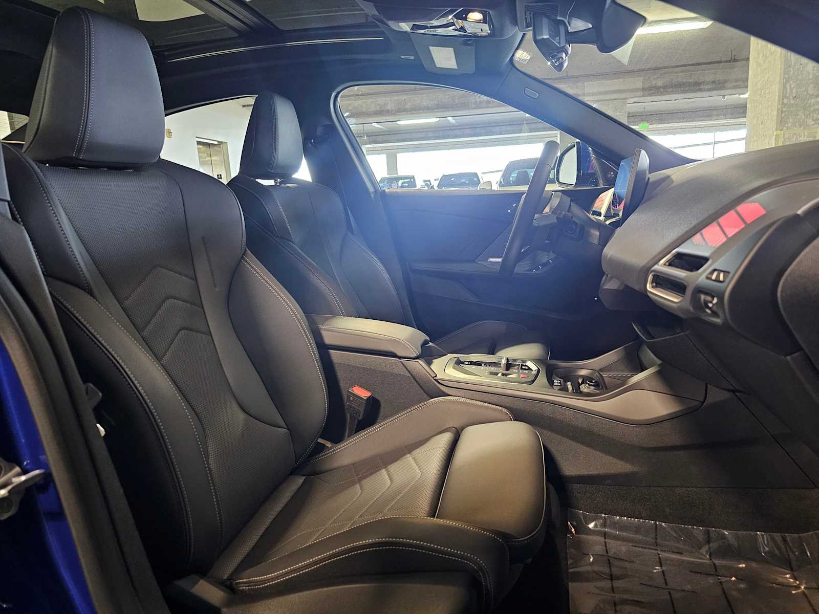 Thumbnail: 2025 BMW 2 Series - 34