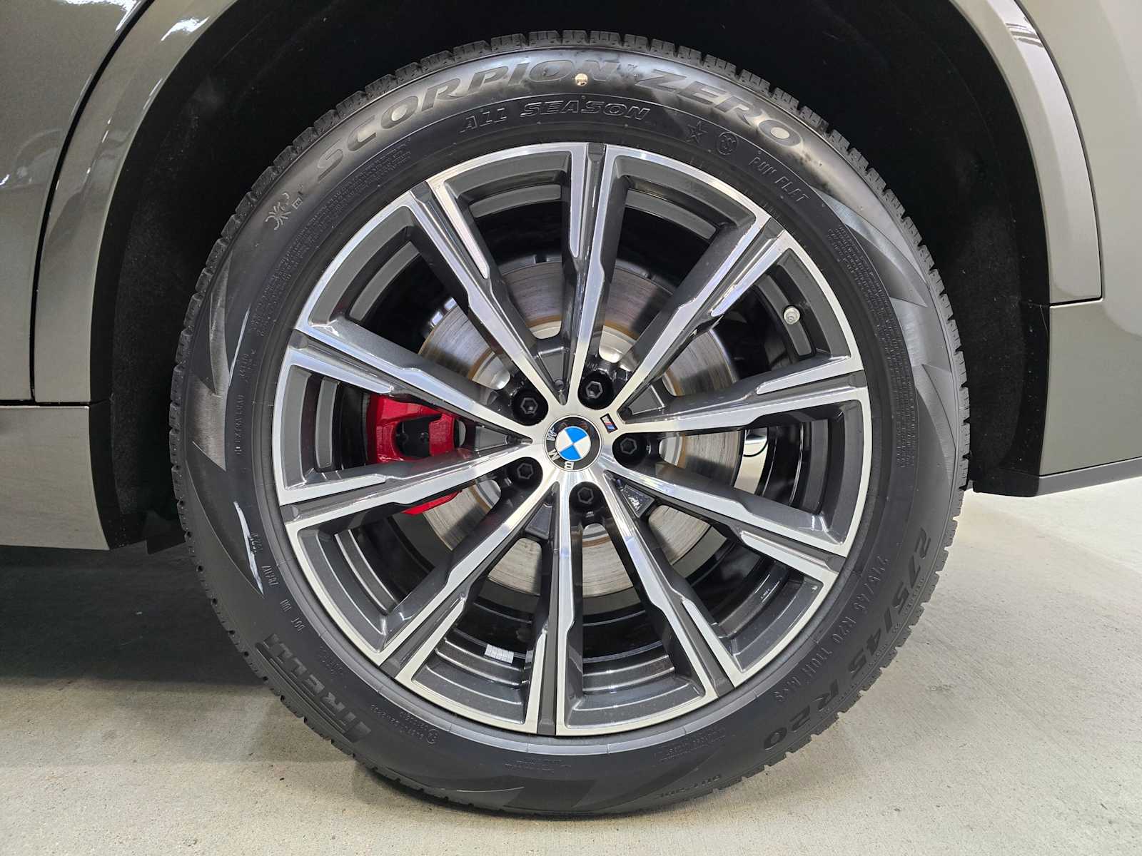 Thumbnail: 2026 BMW X5 - 8