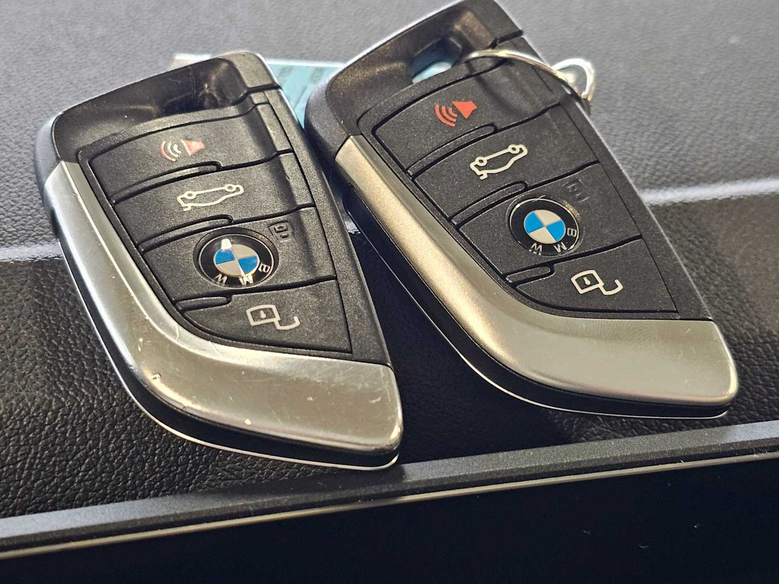 Thumbnail: 2023 BMW i4 - 44