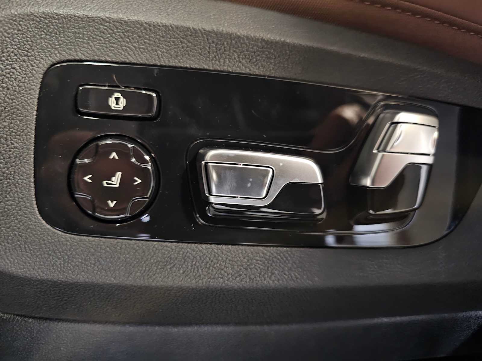 Thumbnail: 2026 BMW X5 - 30