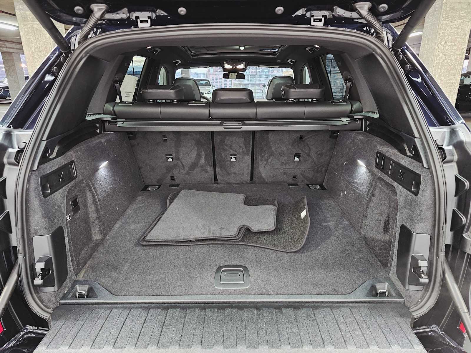 Thumbnail: 2026 BMW X5 - 28