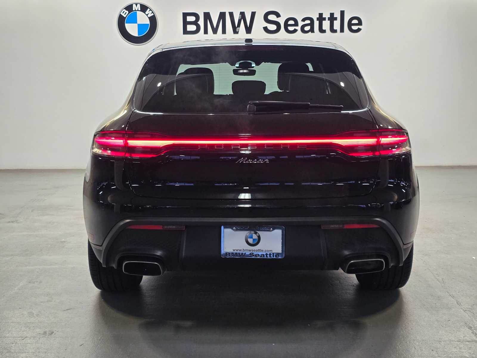 Thumbnail: 2024 Porsche Macan - 5