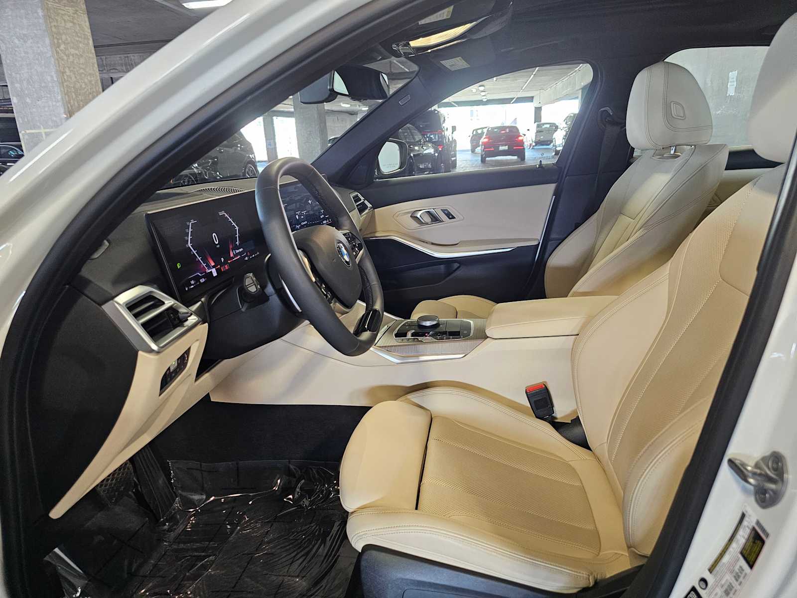 Thumbnail: 2025 BMW 3 Series - 33