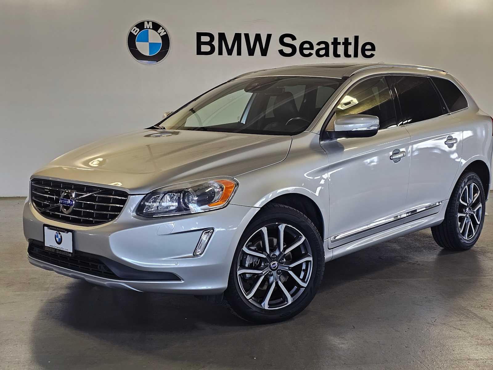 2016 Volvo XC60 T6 -
                  Seattle, WA