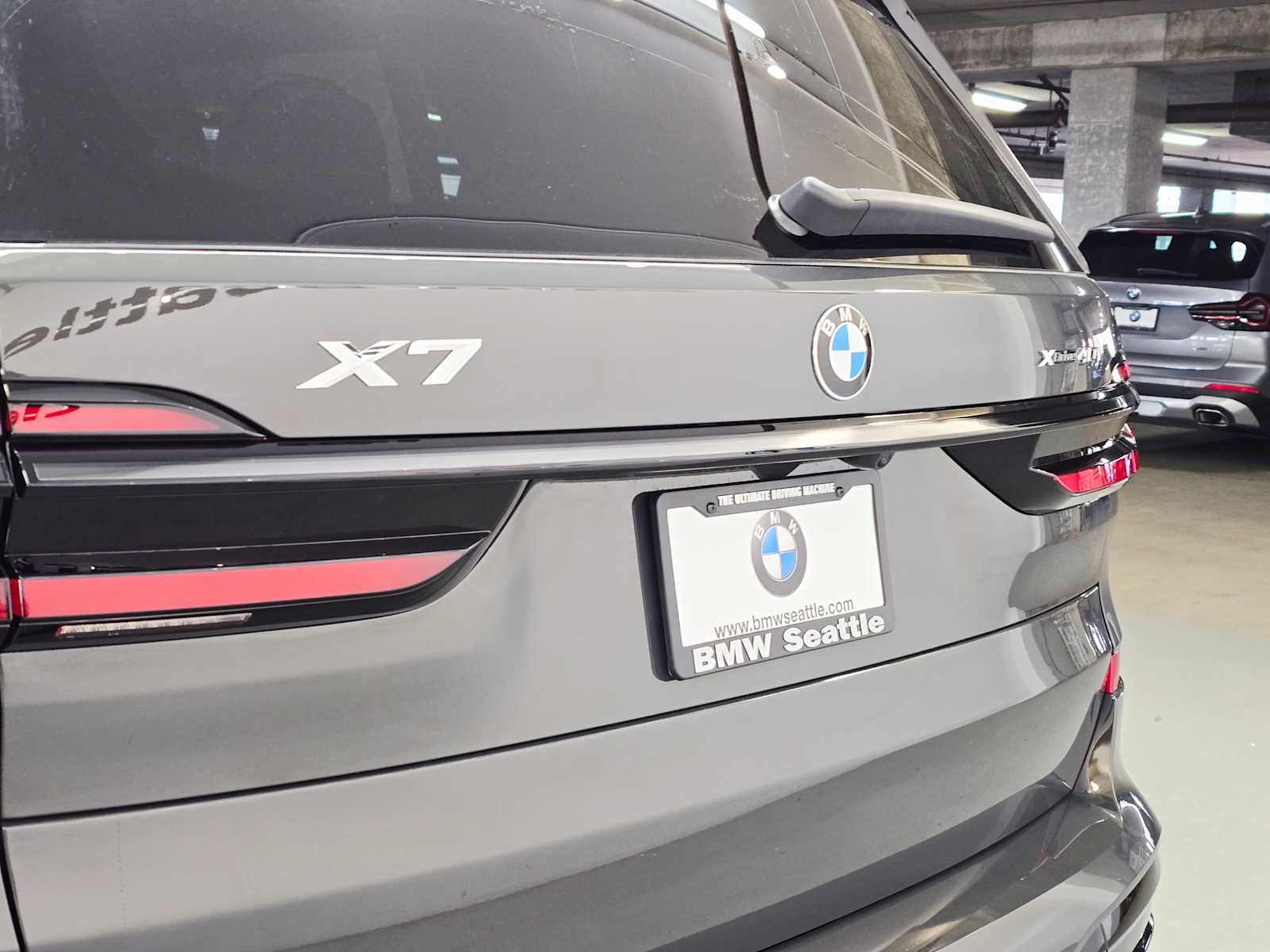 Thumbnail: 2026 BMW X7 - 7