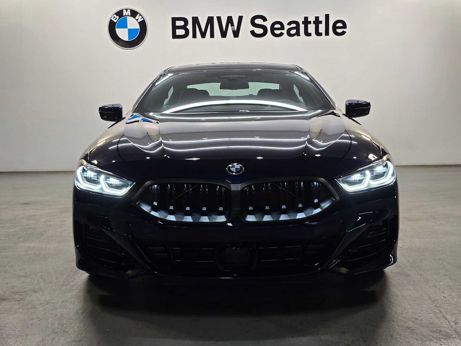 Thumbnail: 2026 BMW 8 Series - 6