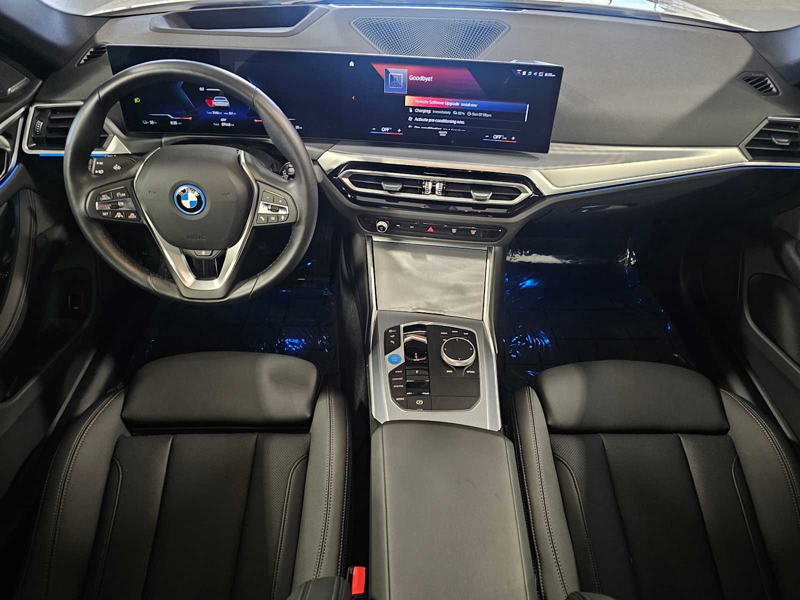 Thumbnail: 2023 BMW i4 - 10