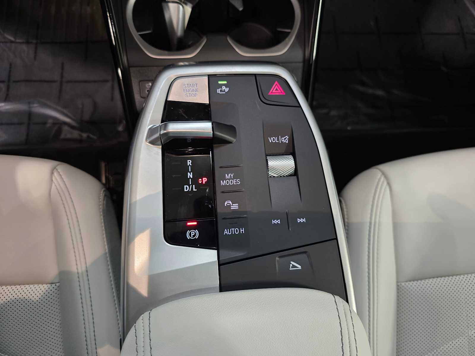 Thumbnail: 2026 BMW X1 - 22