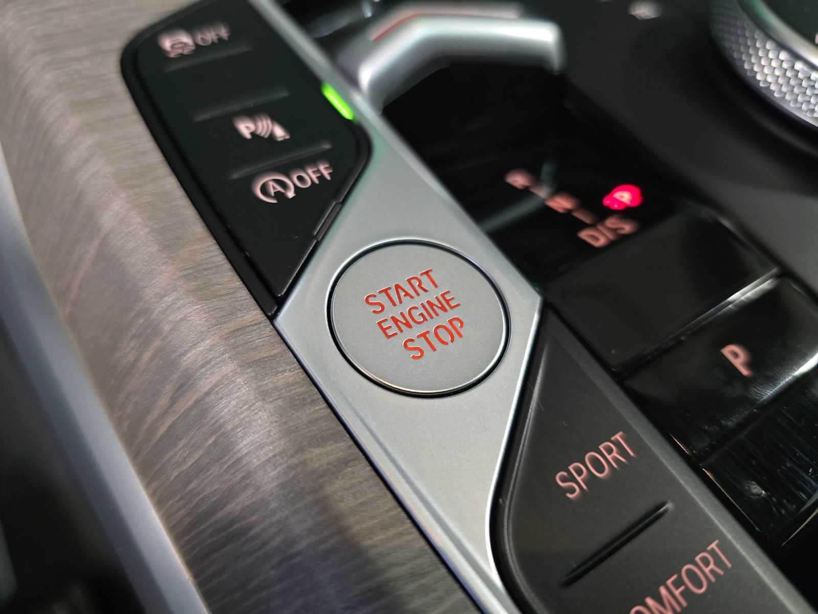 Thumbnail: 2025 BMW 3 Series - 21