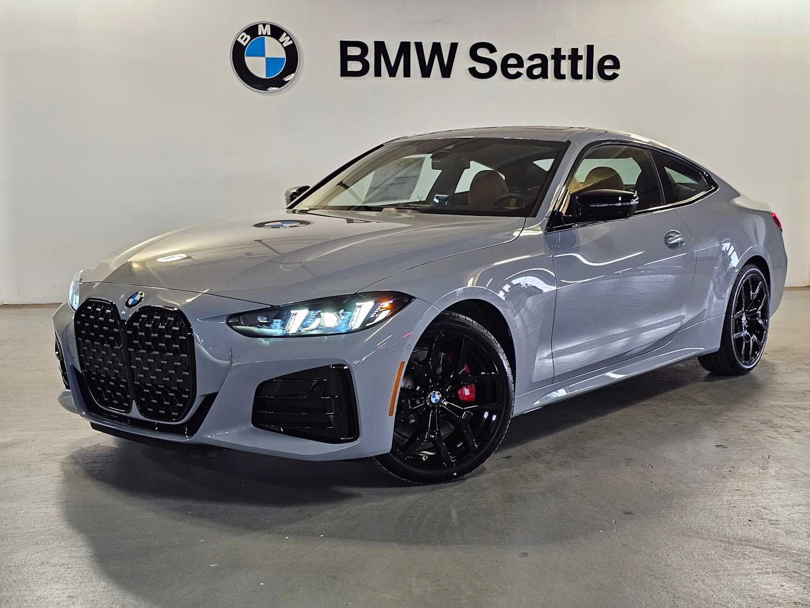 Thumbnail: 2026 BMW 4 Series - 1