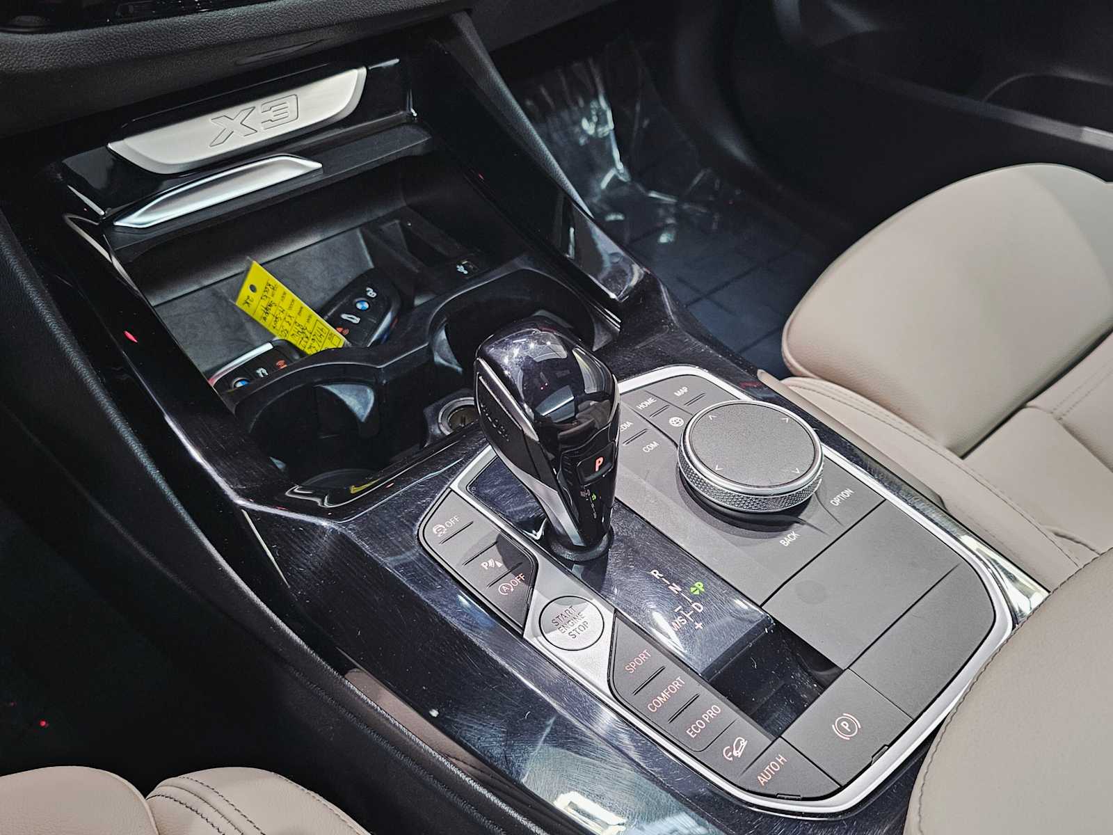 Thumbnail: 2022 BMW X3 - 14