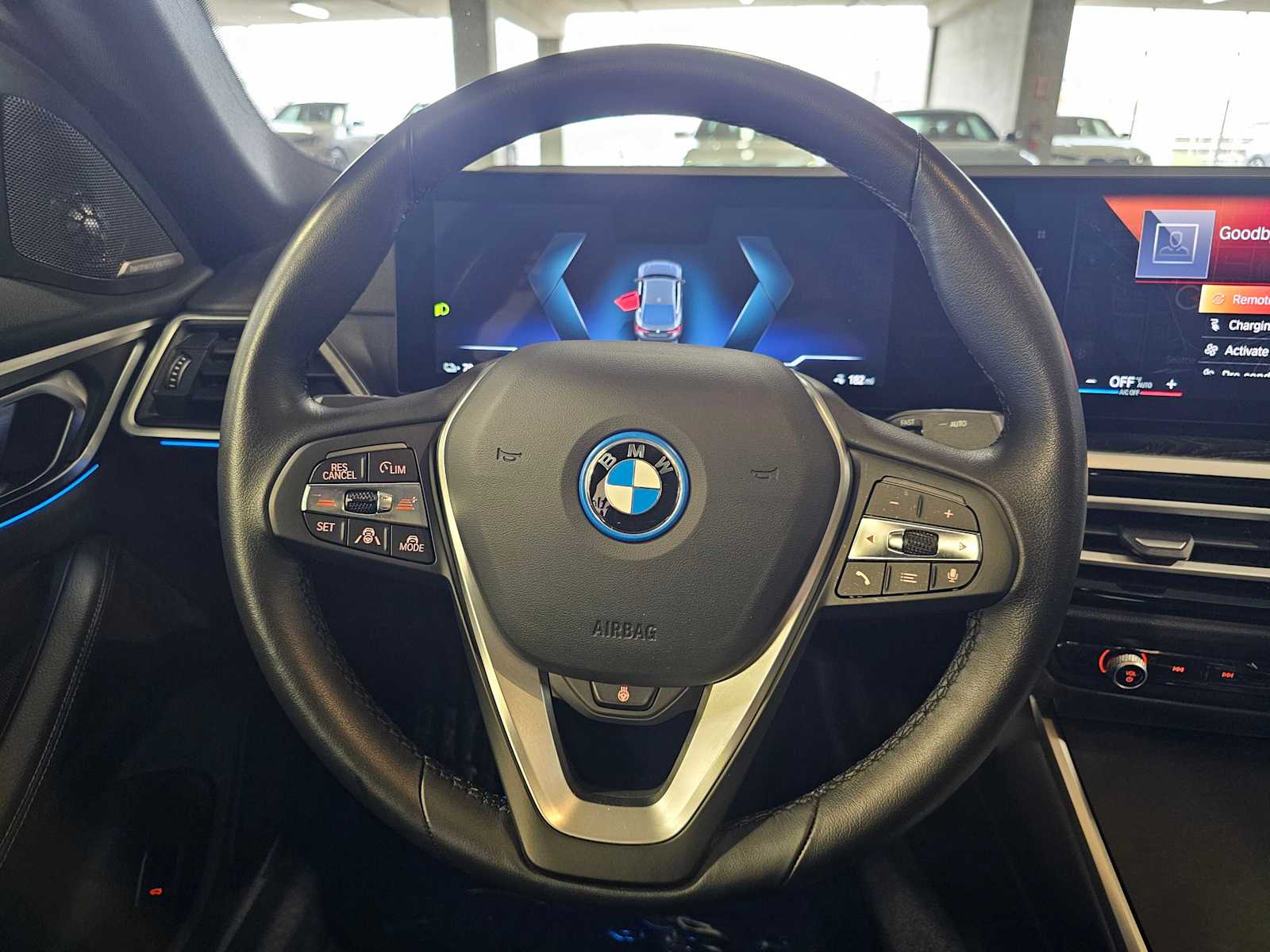 Thumbnail: 2023 BMW i4 - 10