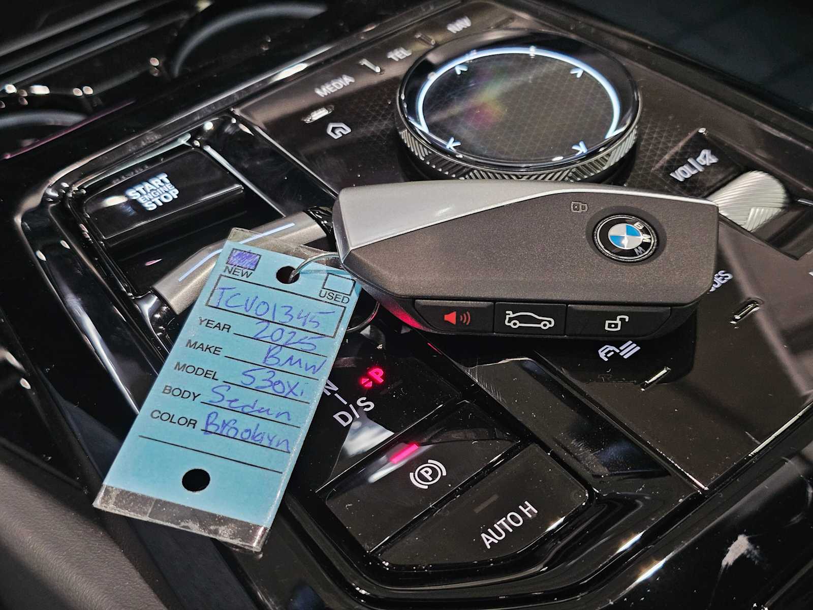 Thumbnail: 2026 BMW 5 Series - 30