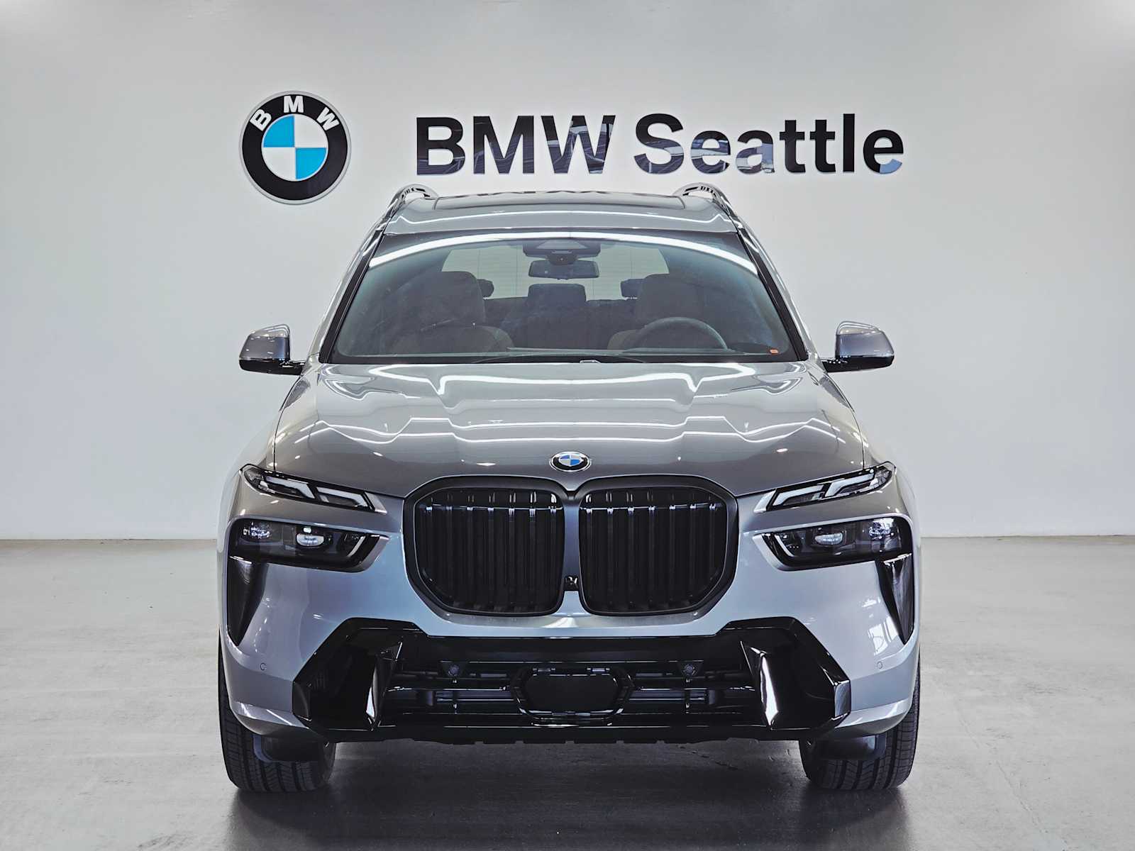 Thumbnail: 2026 BMW X7 - 6