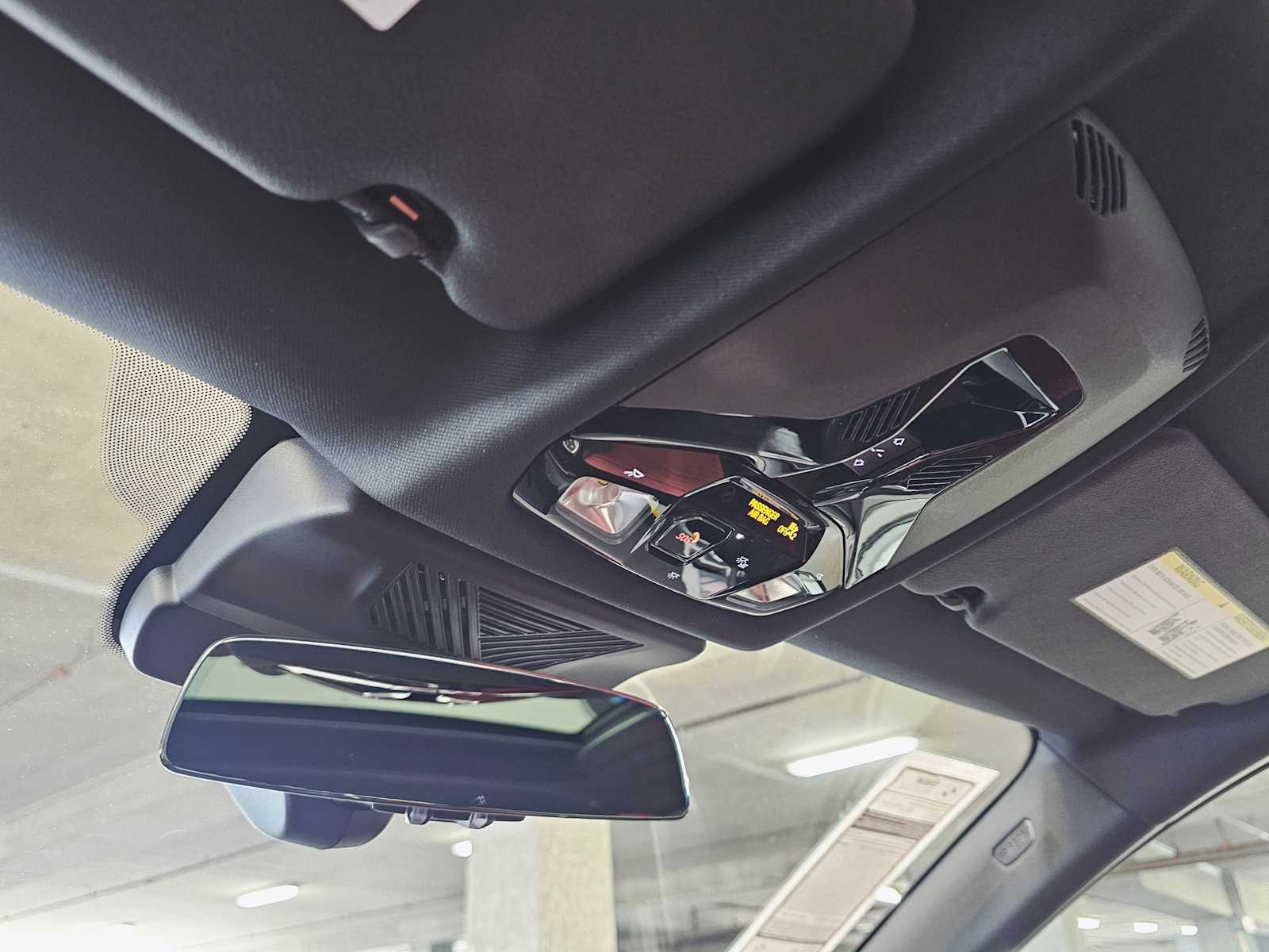 Thumbnail: 2025 BMW 2 Series - 21