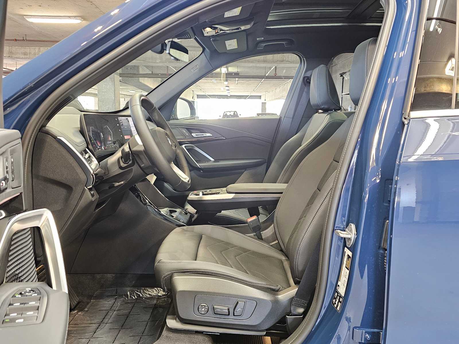 Thumbnail: 2026 BMW X1 - 23