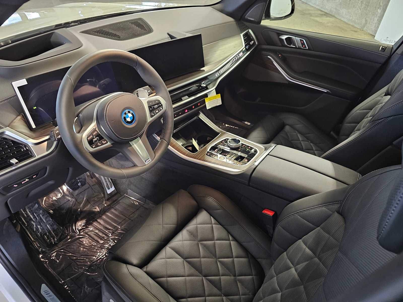 Thumbnail: 2026 BMW X5 - 2