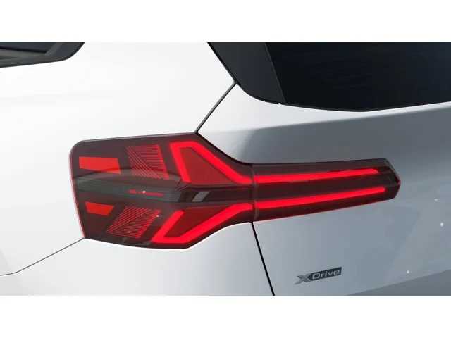 Thumbnail: 2026 BMW X3 - 8