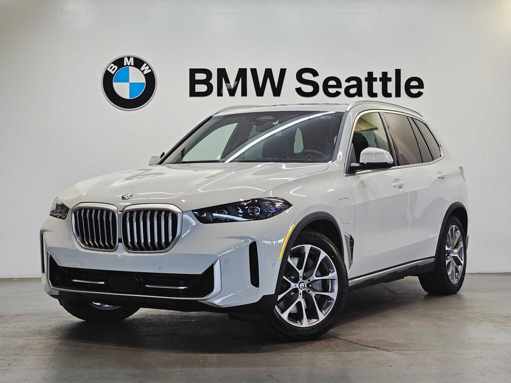 New 2026 BMW X5 PHEV xDrive50e SUV