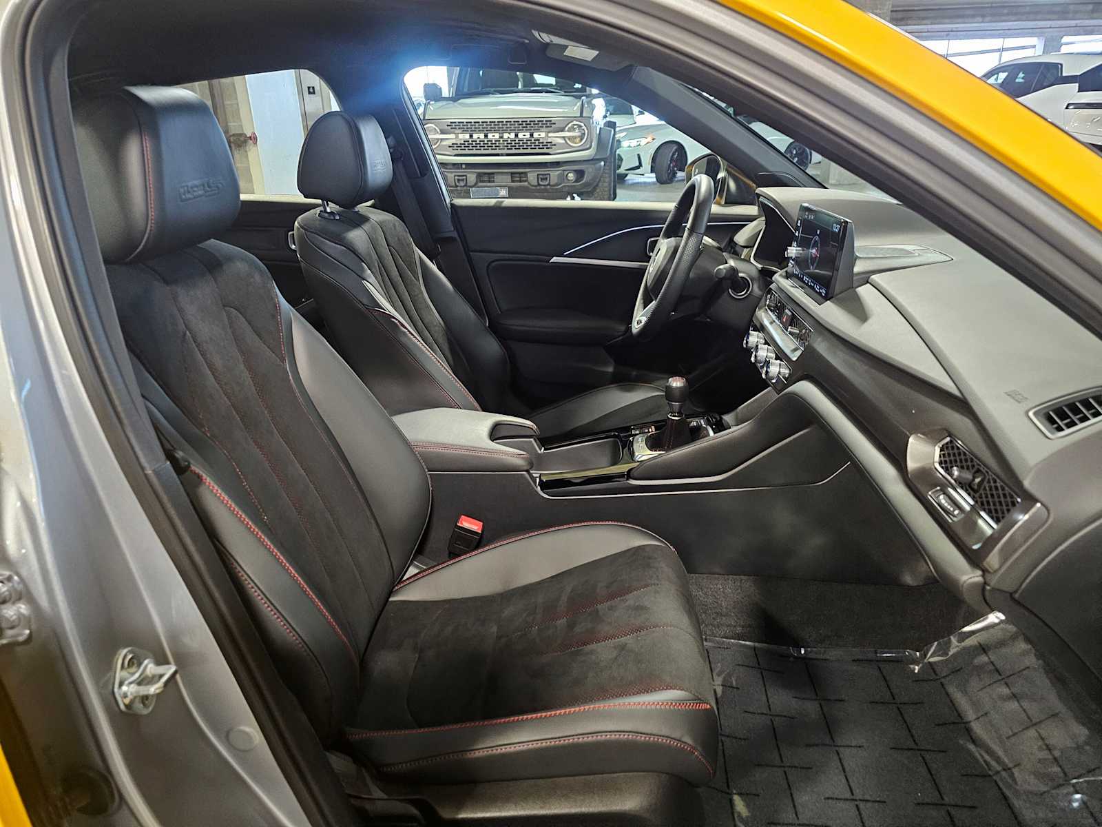 Thumbnail: 2025 Acura Integra - 39