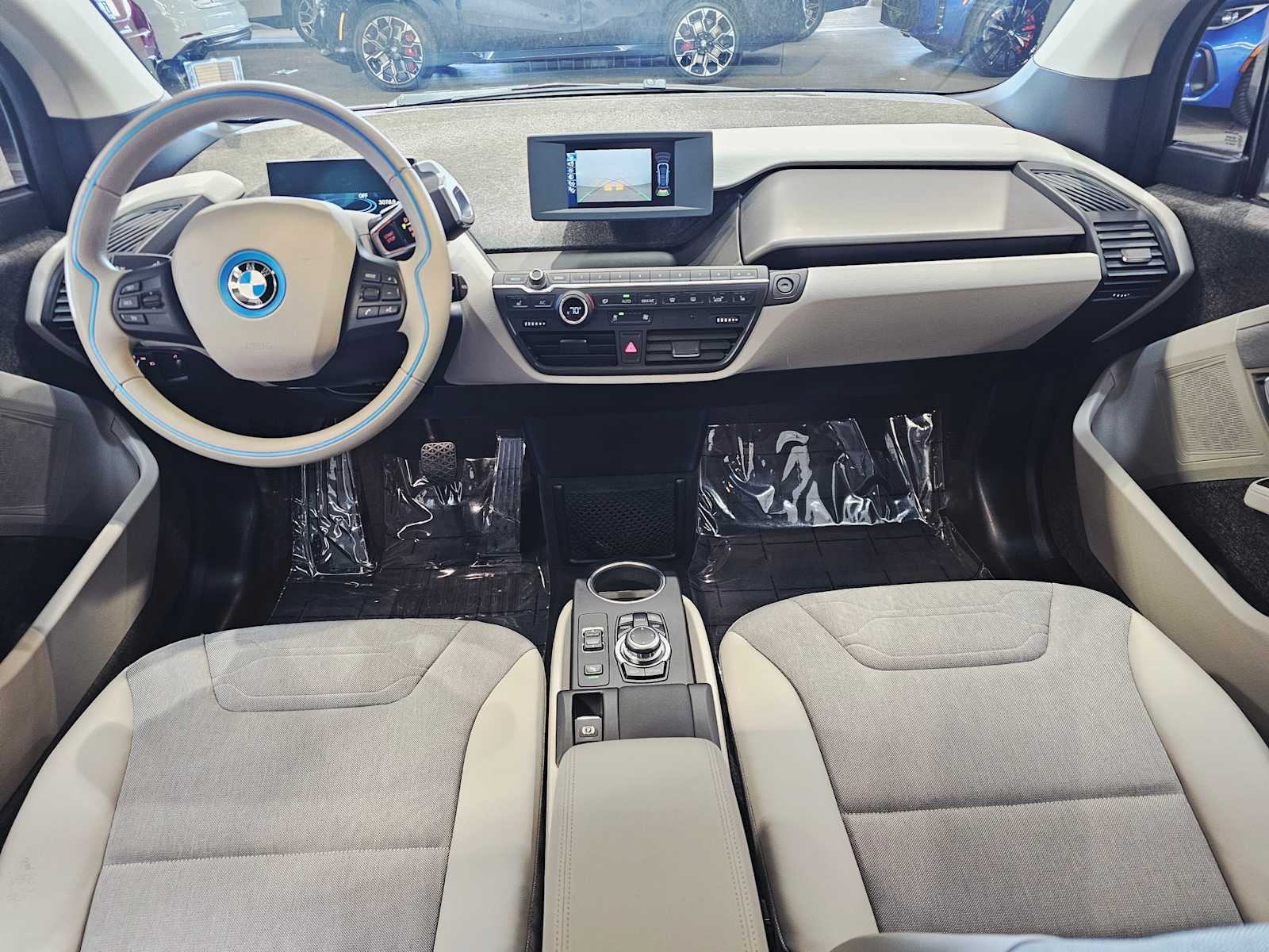 Thumbnail: 2015 BMW i3 - 10