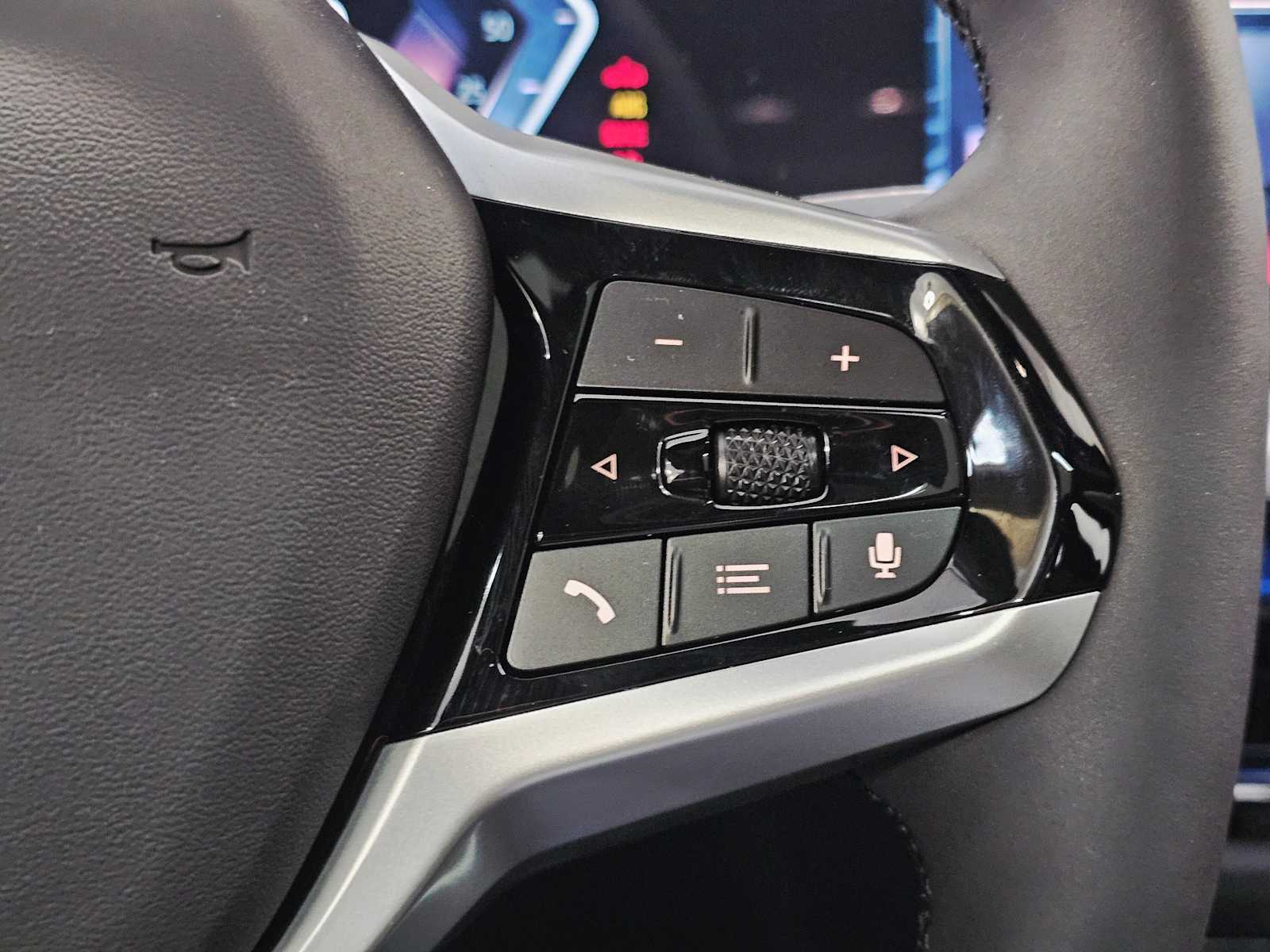 Thumbnail: 2025 BMW i4 - 12