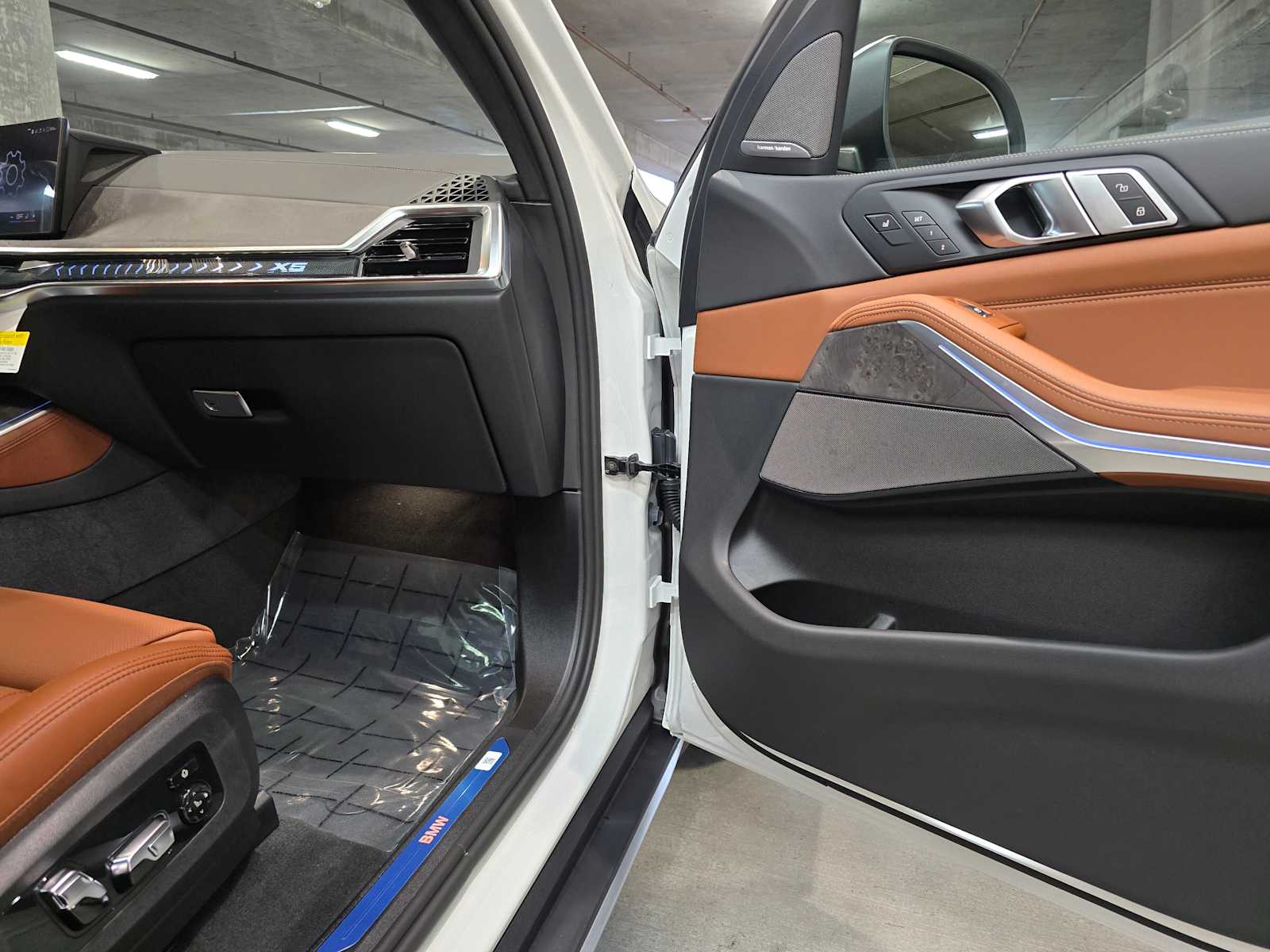 Thumbnail: 2026 BMW X5 - 31