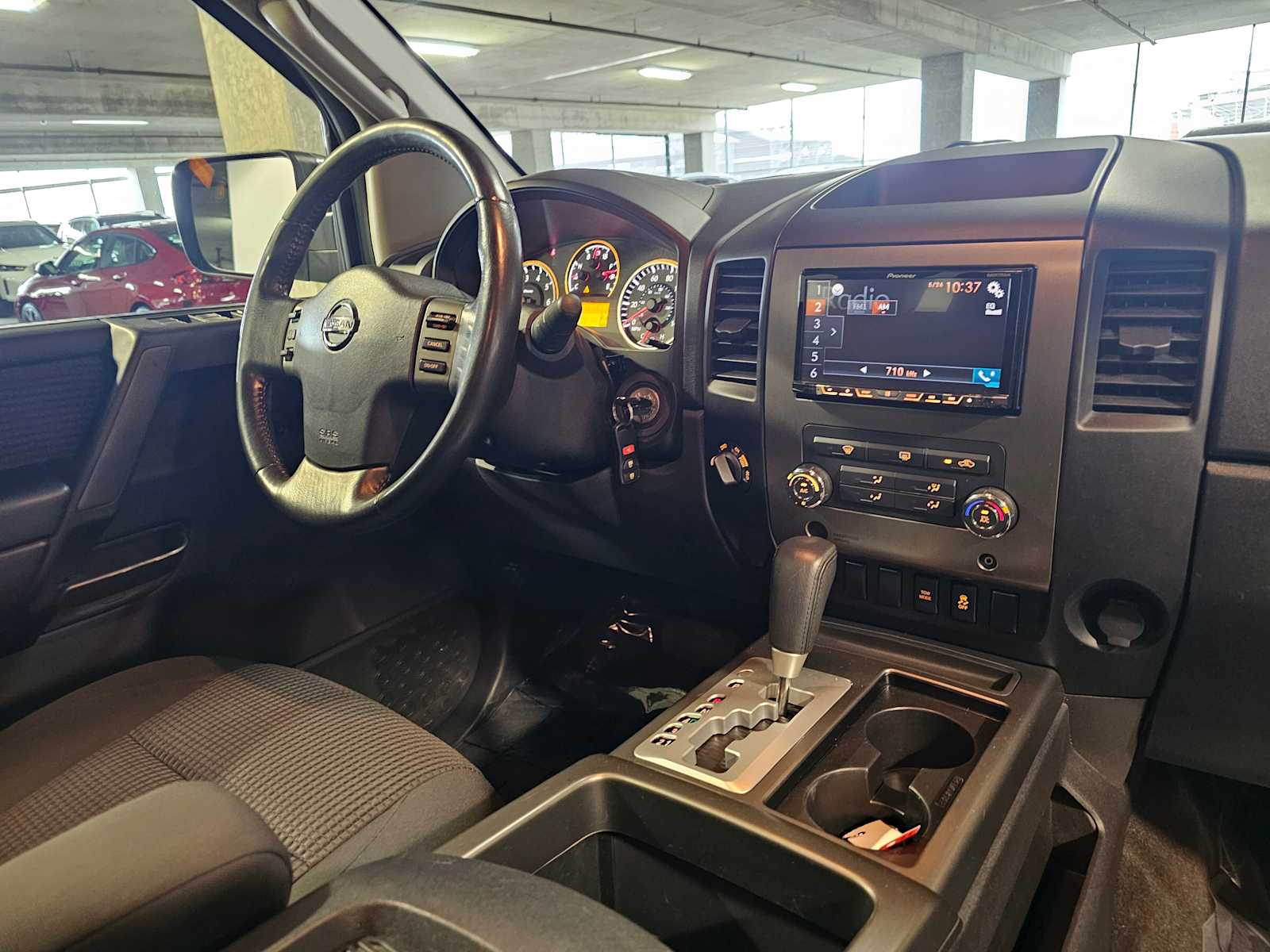 Thumbnail: 2012 Nissan Titan - 31