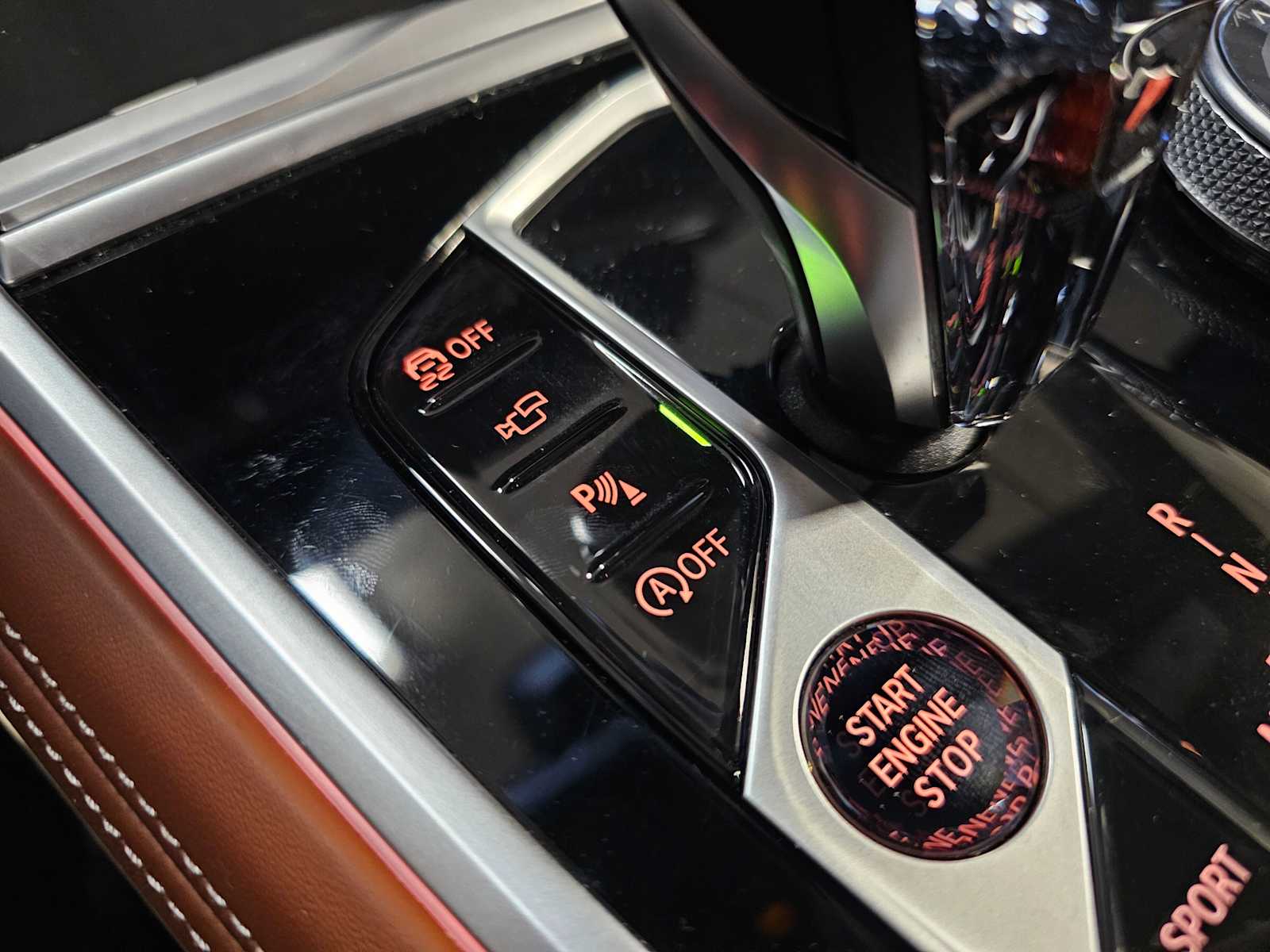 Thumbnail: 2025 BMW 8 Series - 25