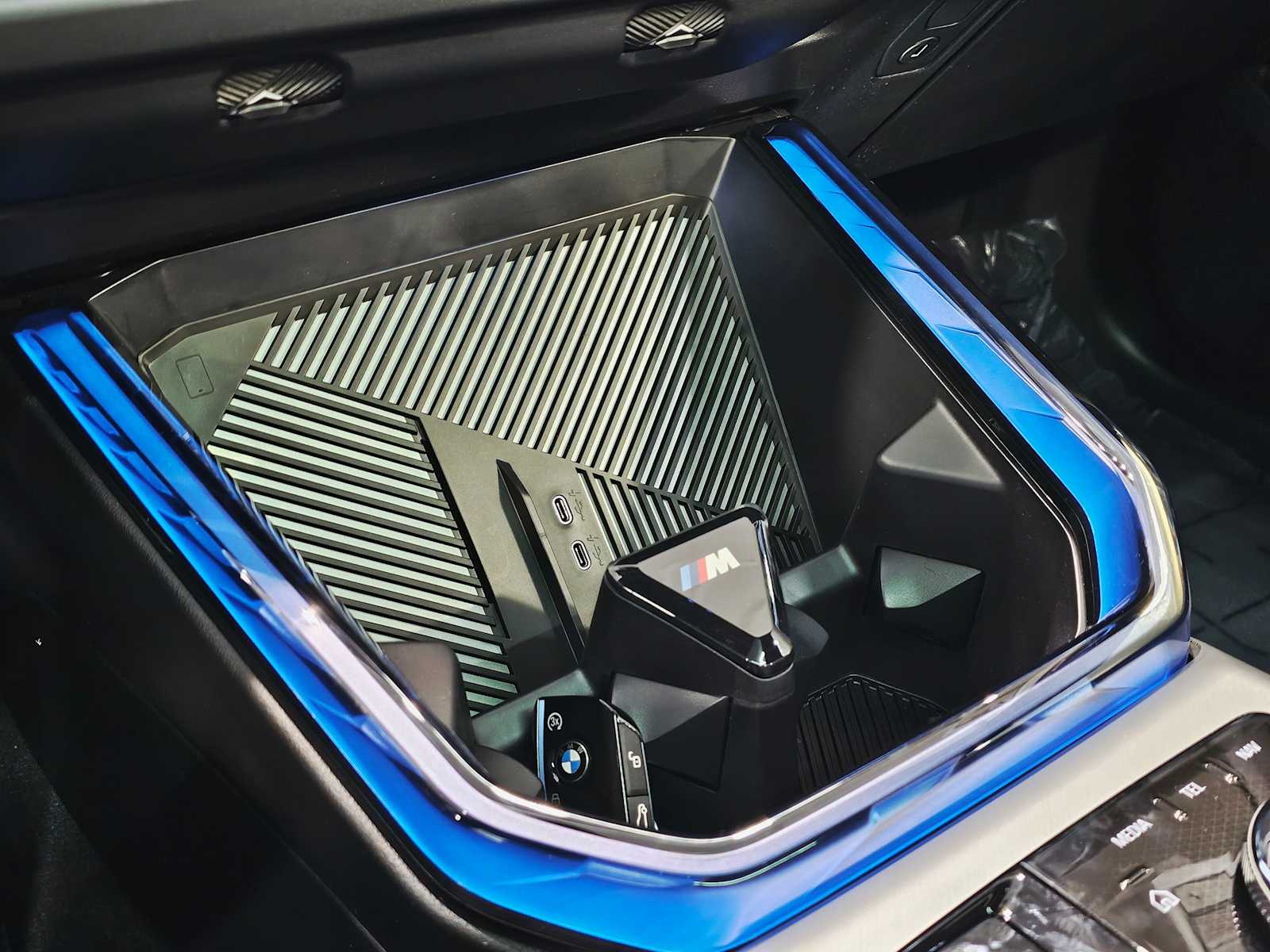 Thumbnail: 2025 BMW X3 - 19