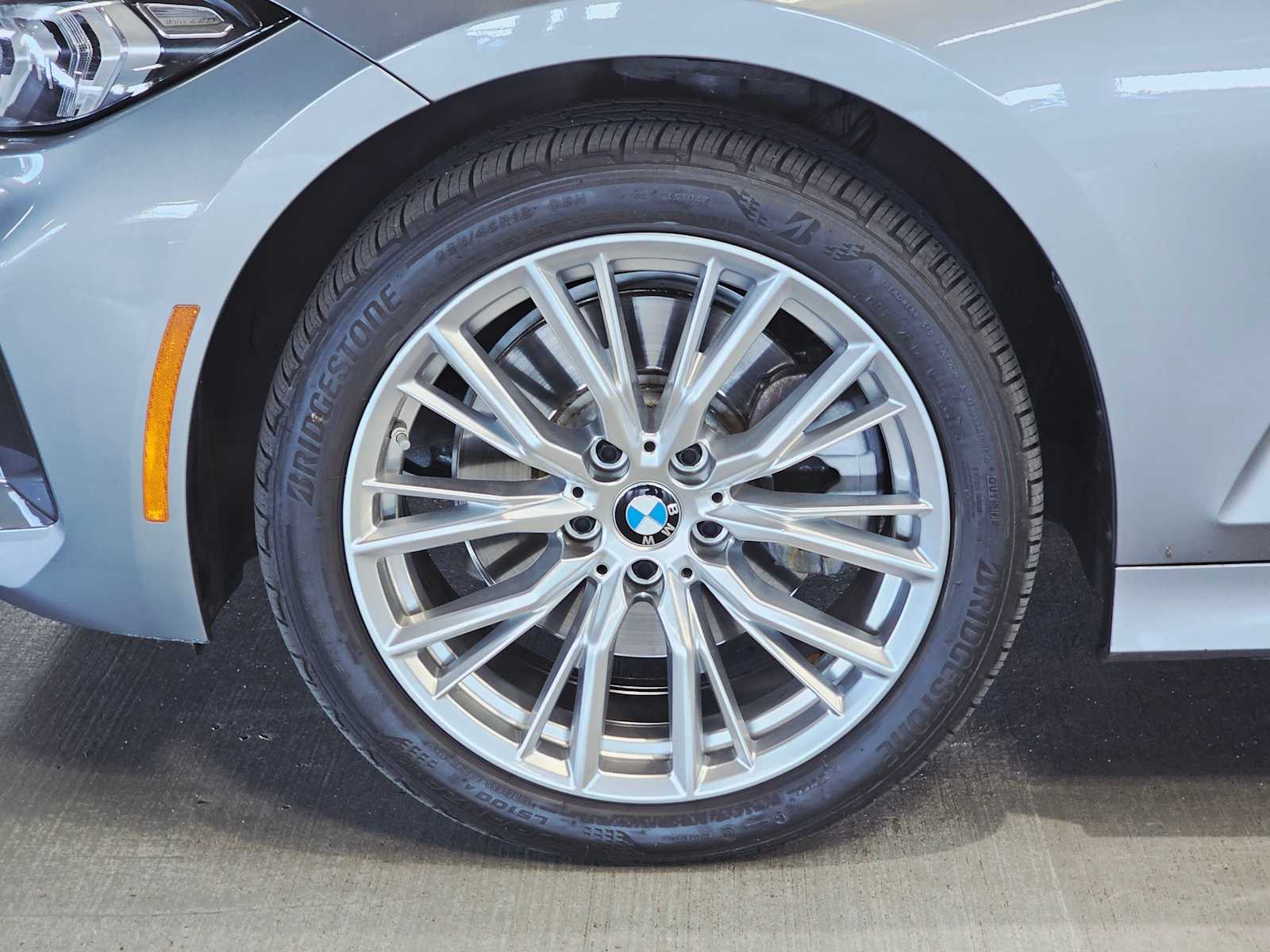 Thumbnail: 2023 BMW 3 Series - 8